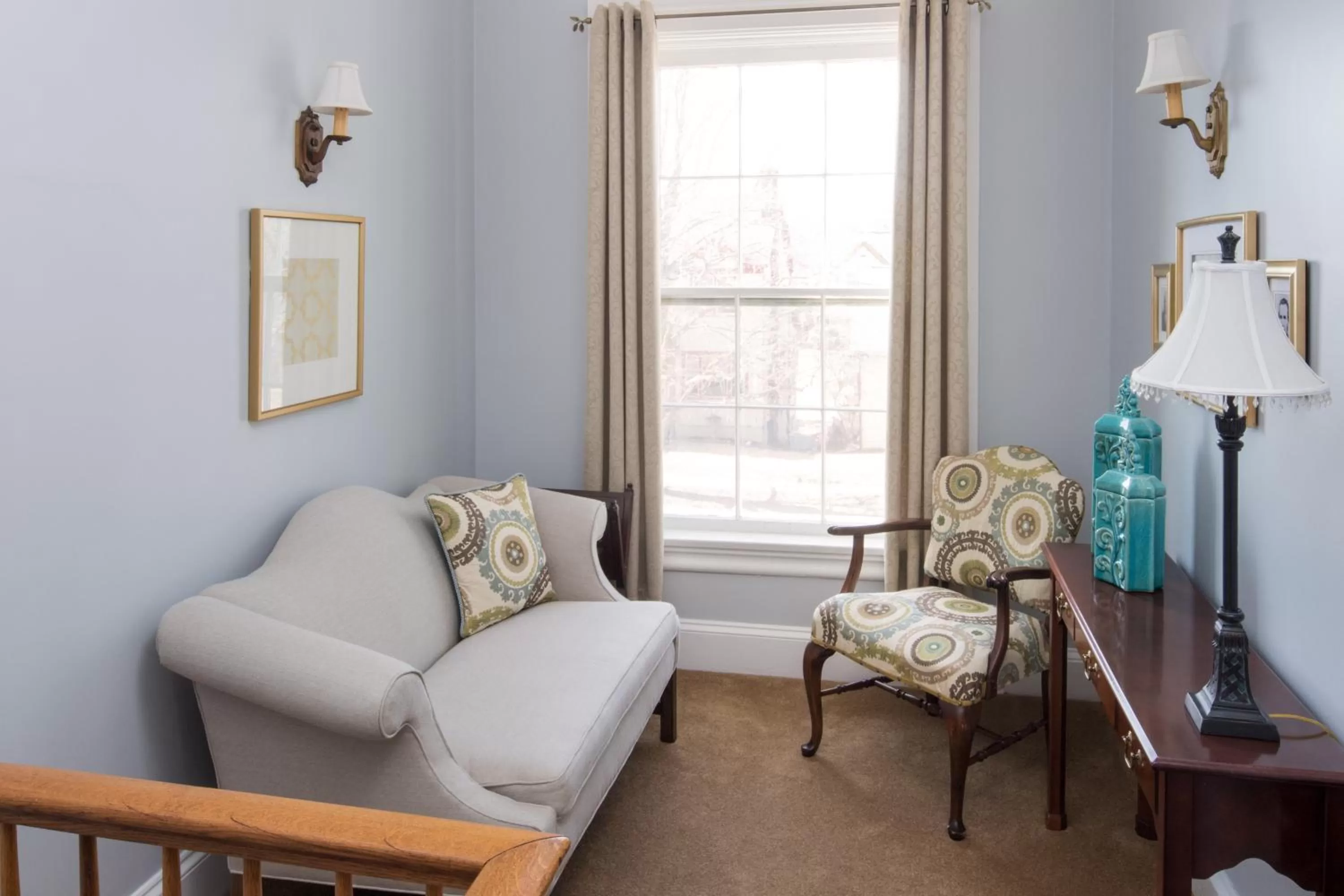 Seating area in Aldrich Guest House