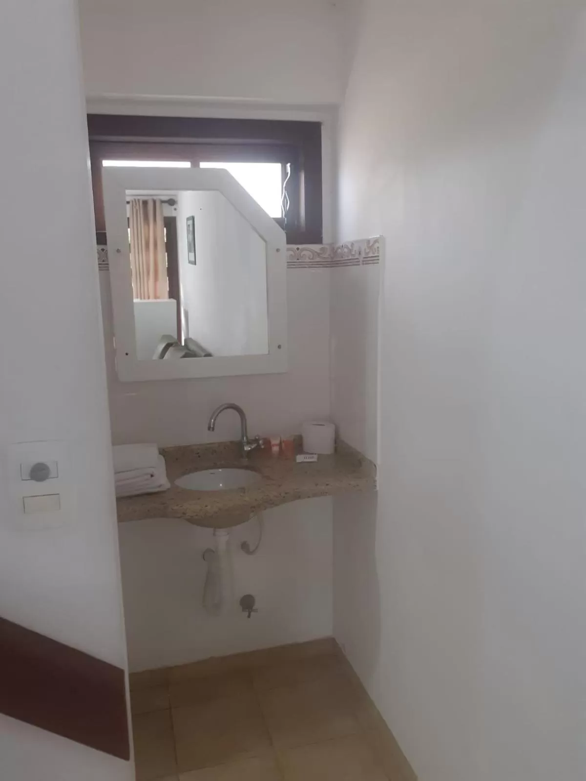 Bathroom in Pousada Bangalôs Da Mole - Florianópolis