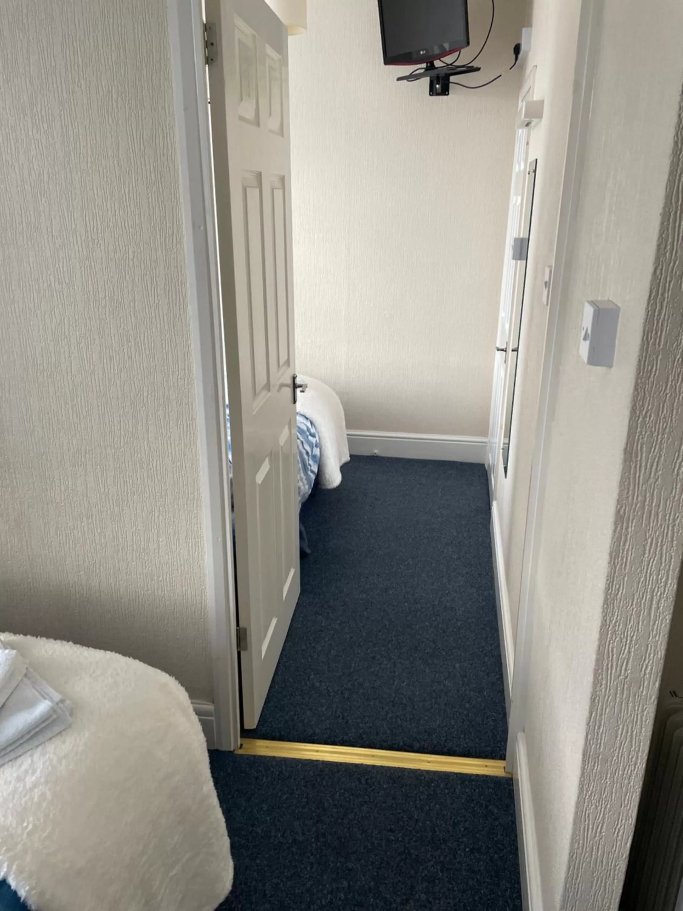 Bed in Ivydene Guest House