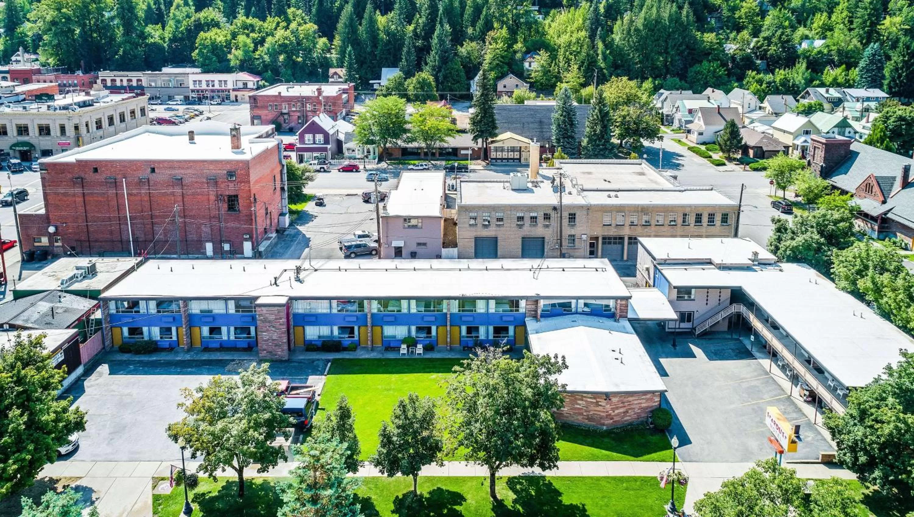 Property building in Stardust Motel Wallace