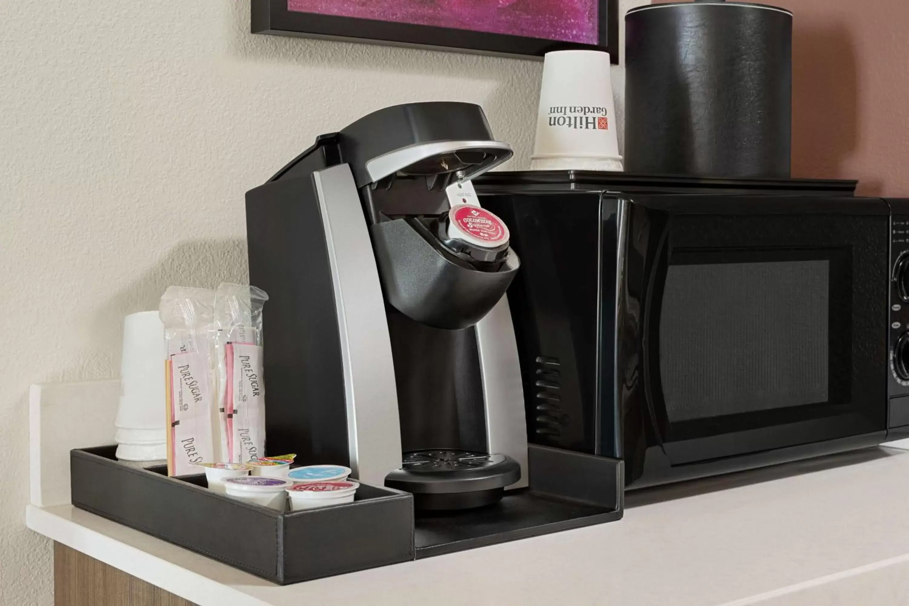 King Room with Tub - Disability Access in Hilton Garden Inn Allentown Bethlehem Airport King Room with Tub - Disability Access in Hilton Garden Inn Allentown Bethlehem Airport