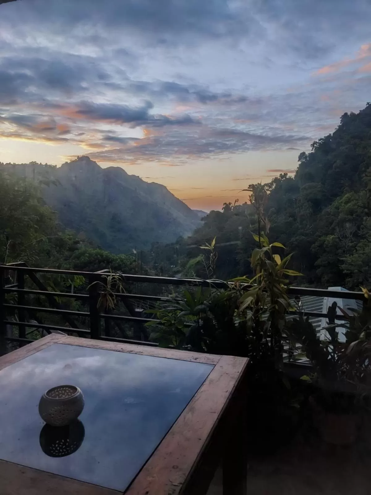 Swimming Pool in Ella Lucky Panoramic