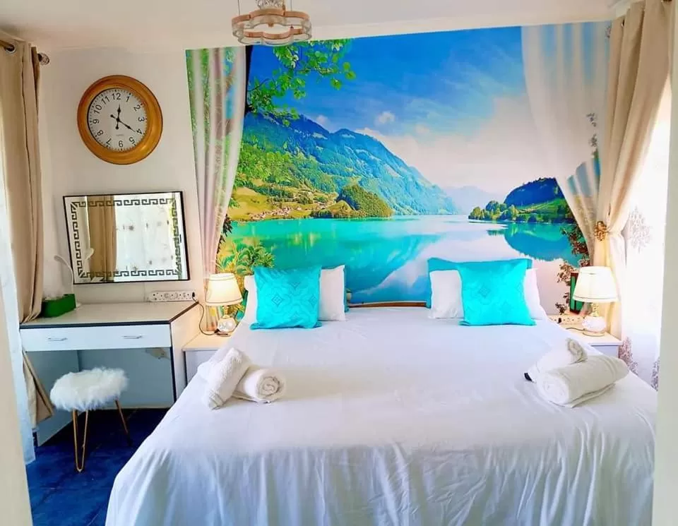 Bed in Queensburgh B&B or Self Catering