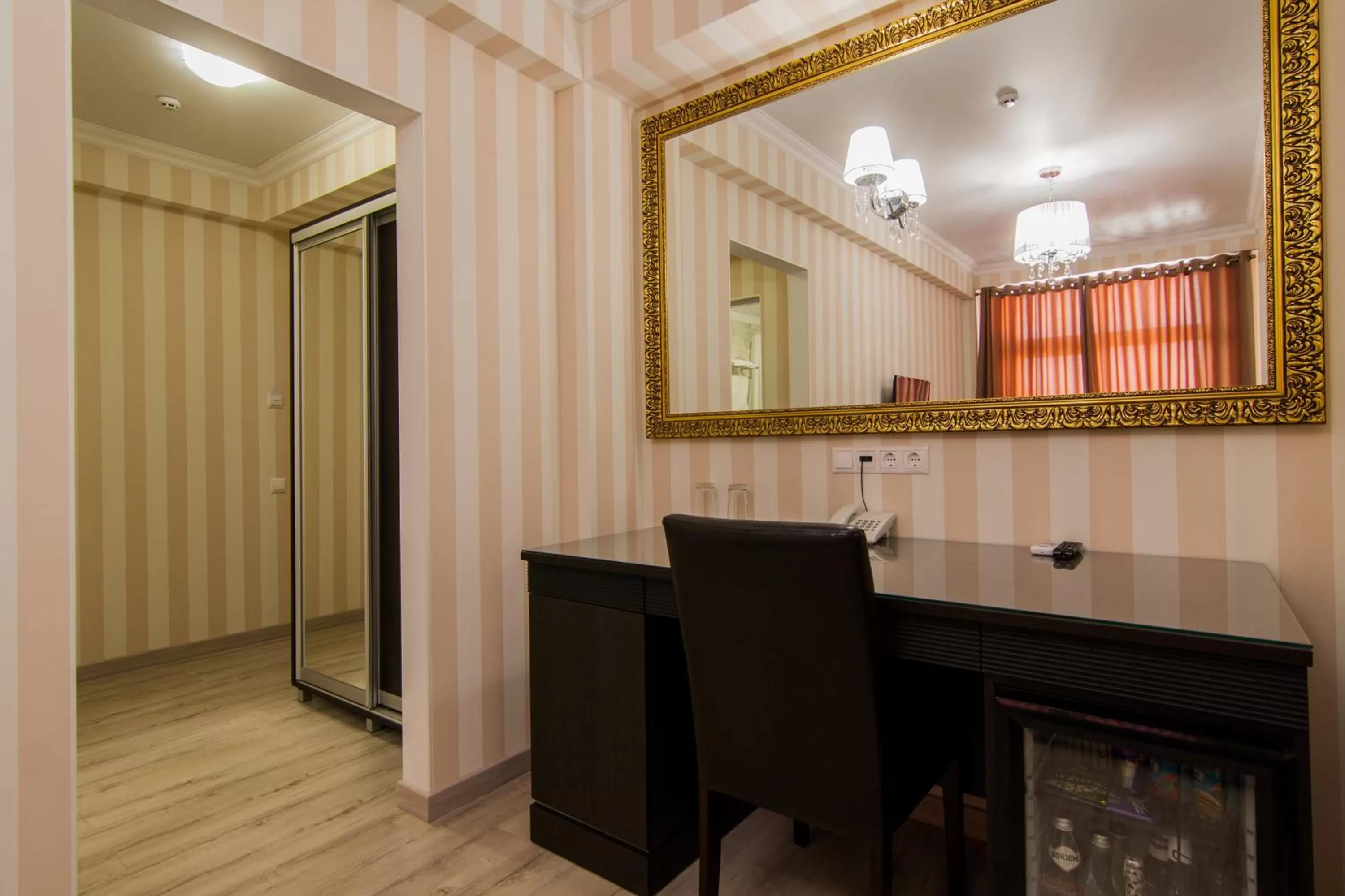 Photo of the whole room in Klassik Hotel