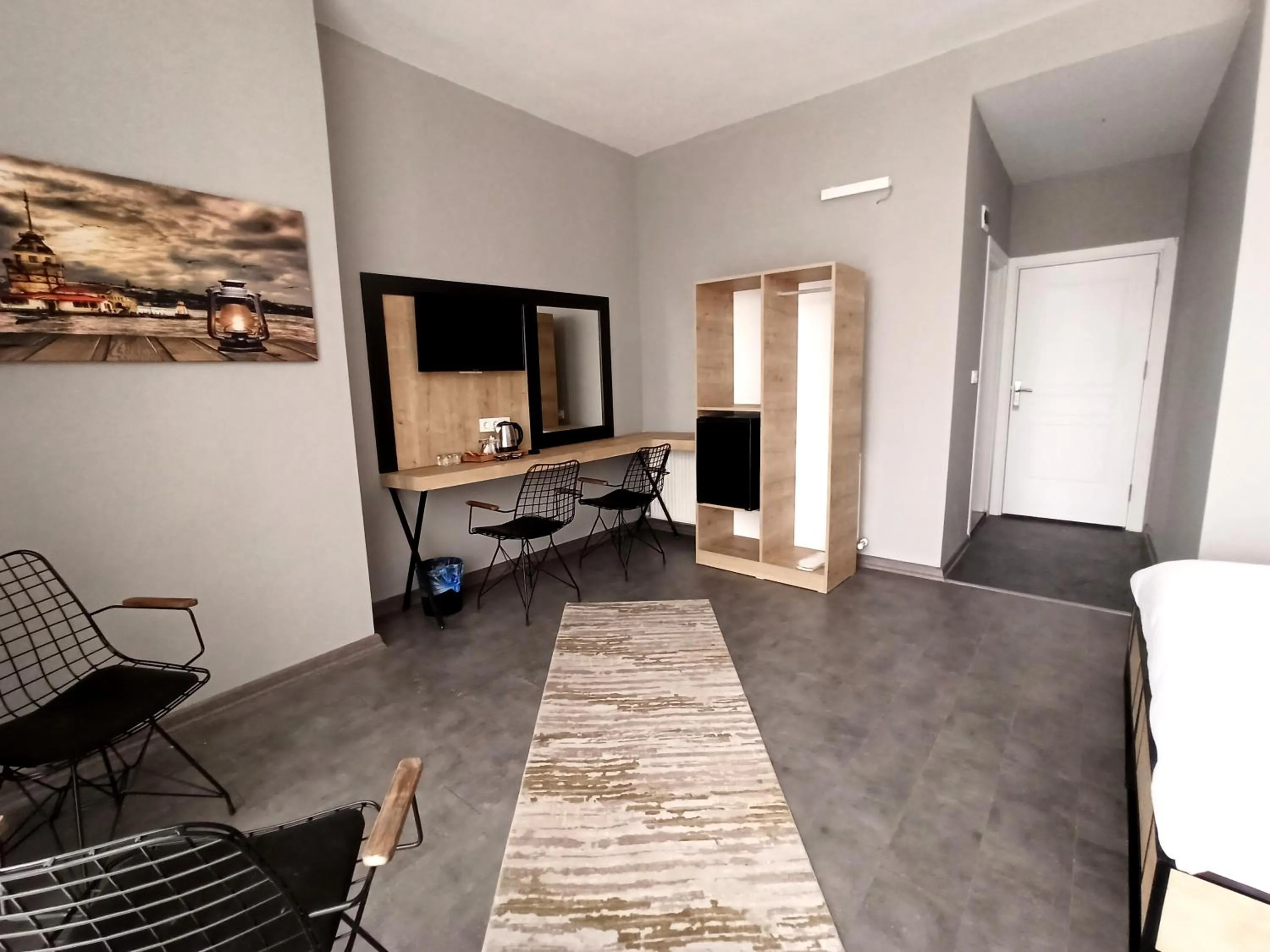 TV and multimedia in Skylon Airport Hotel