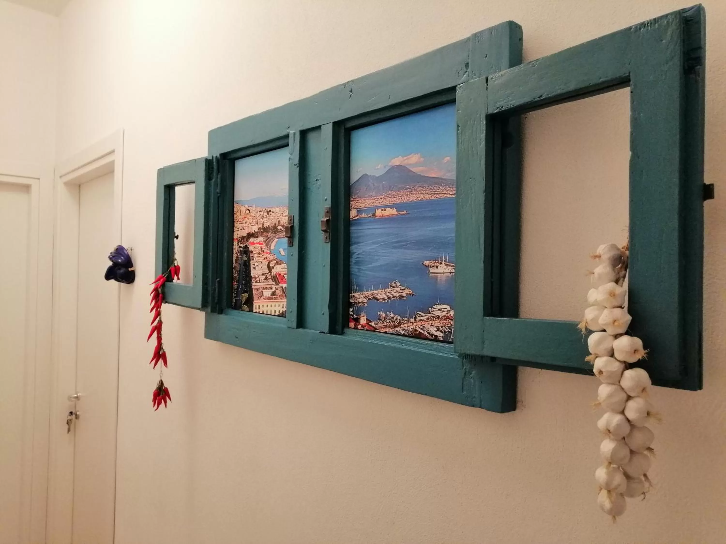 Decorative detail in Quartino Napoletano