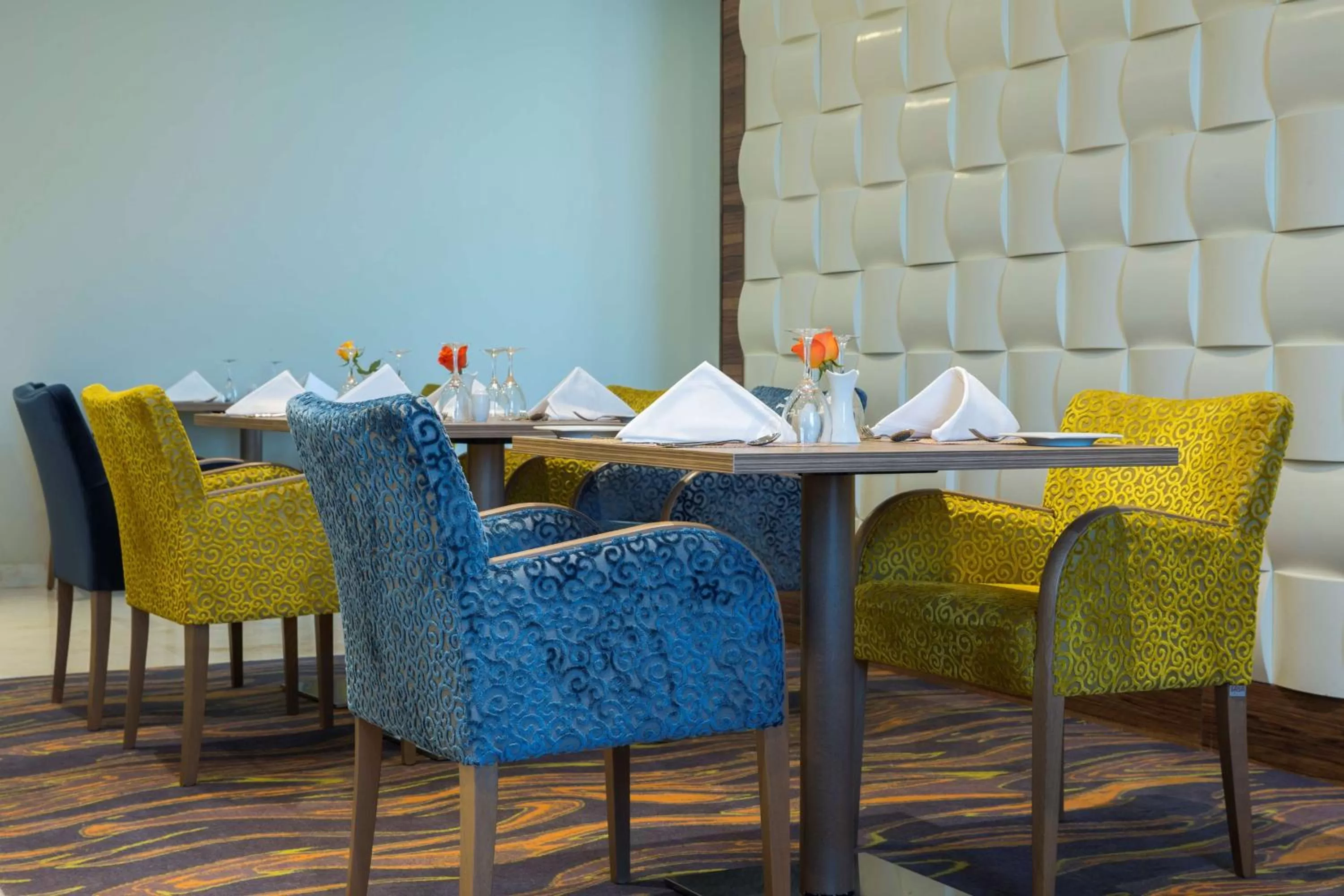 Restaurant/places to eat in Radisson Blu Plaza Jeddah