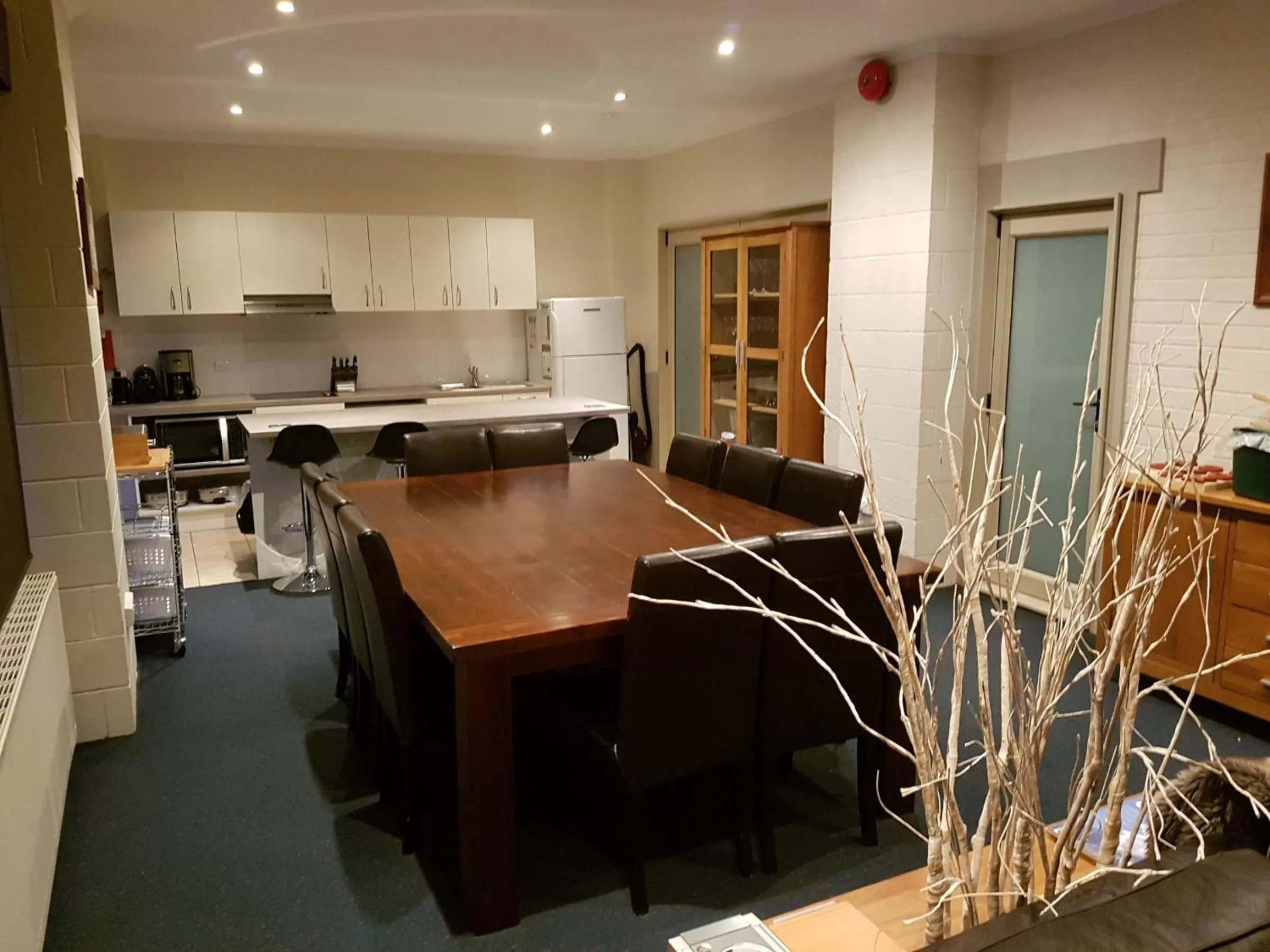 Dining area in Cedarwood Apartments