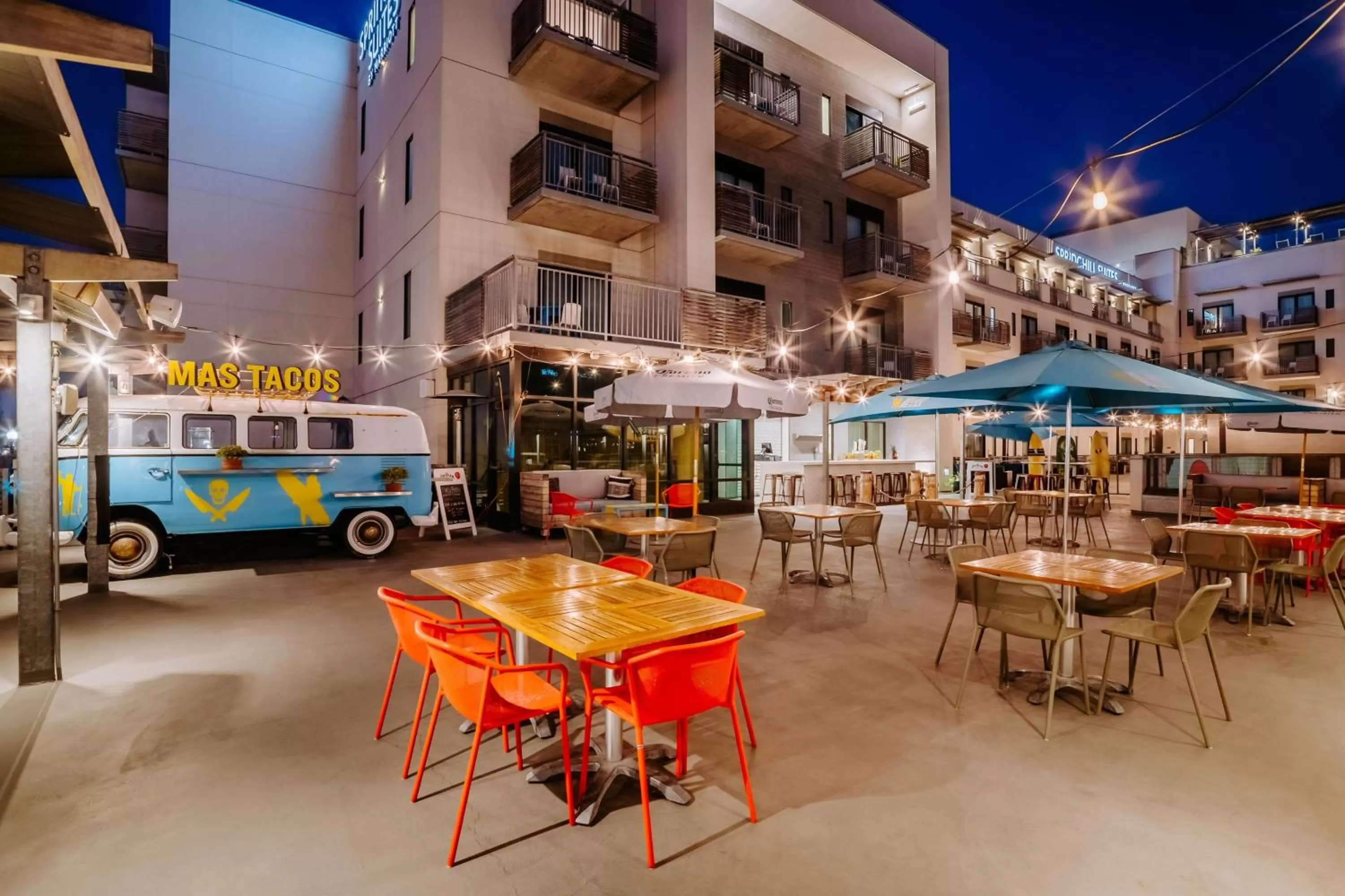 Lounge or bar in SpringHill Suites by Marriott Oceanside Beach