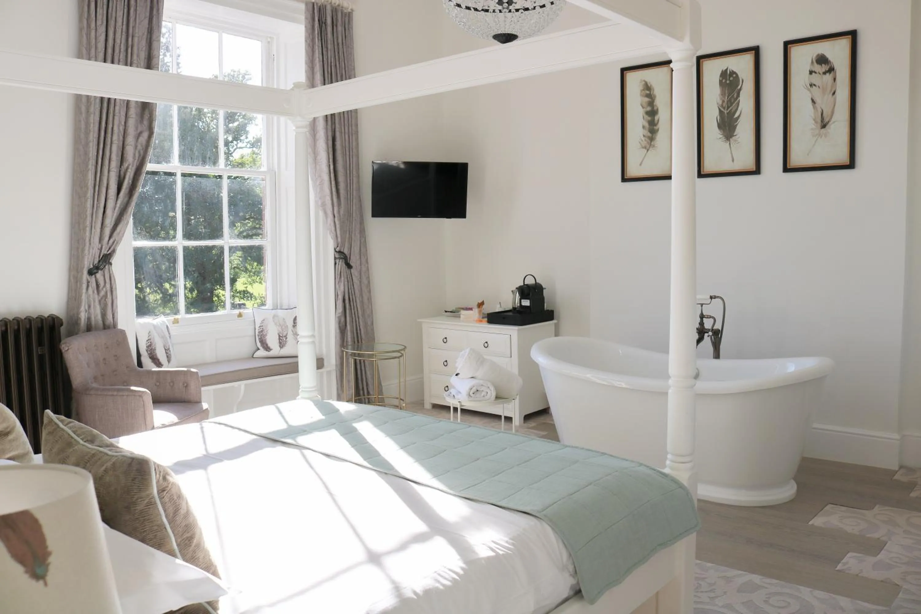 Bedroom, Bed in Bartley Lodge Hotel