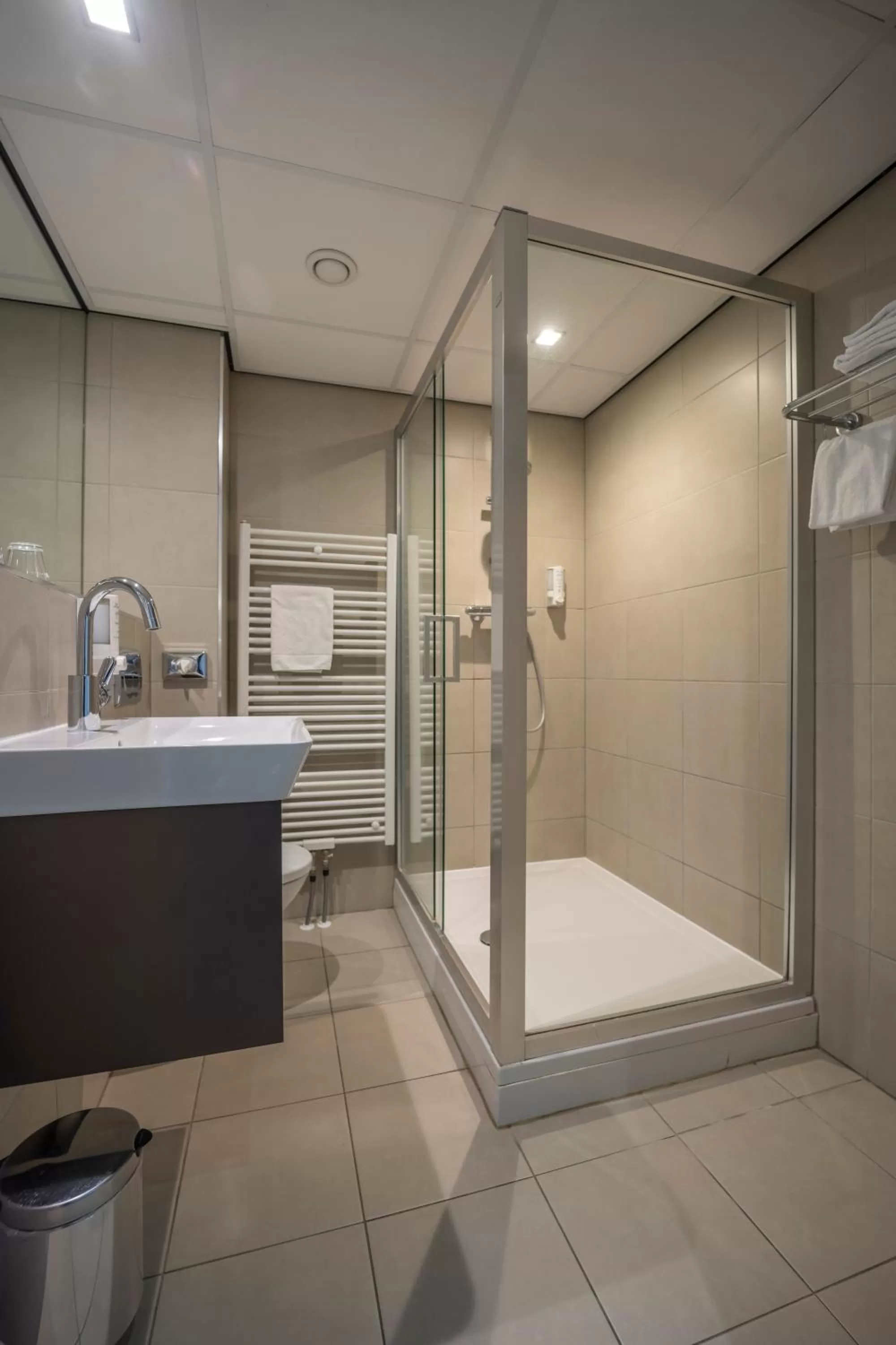 Bathroom in Fletcher Zuiderduin Beachhotel