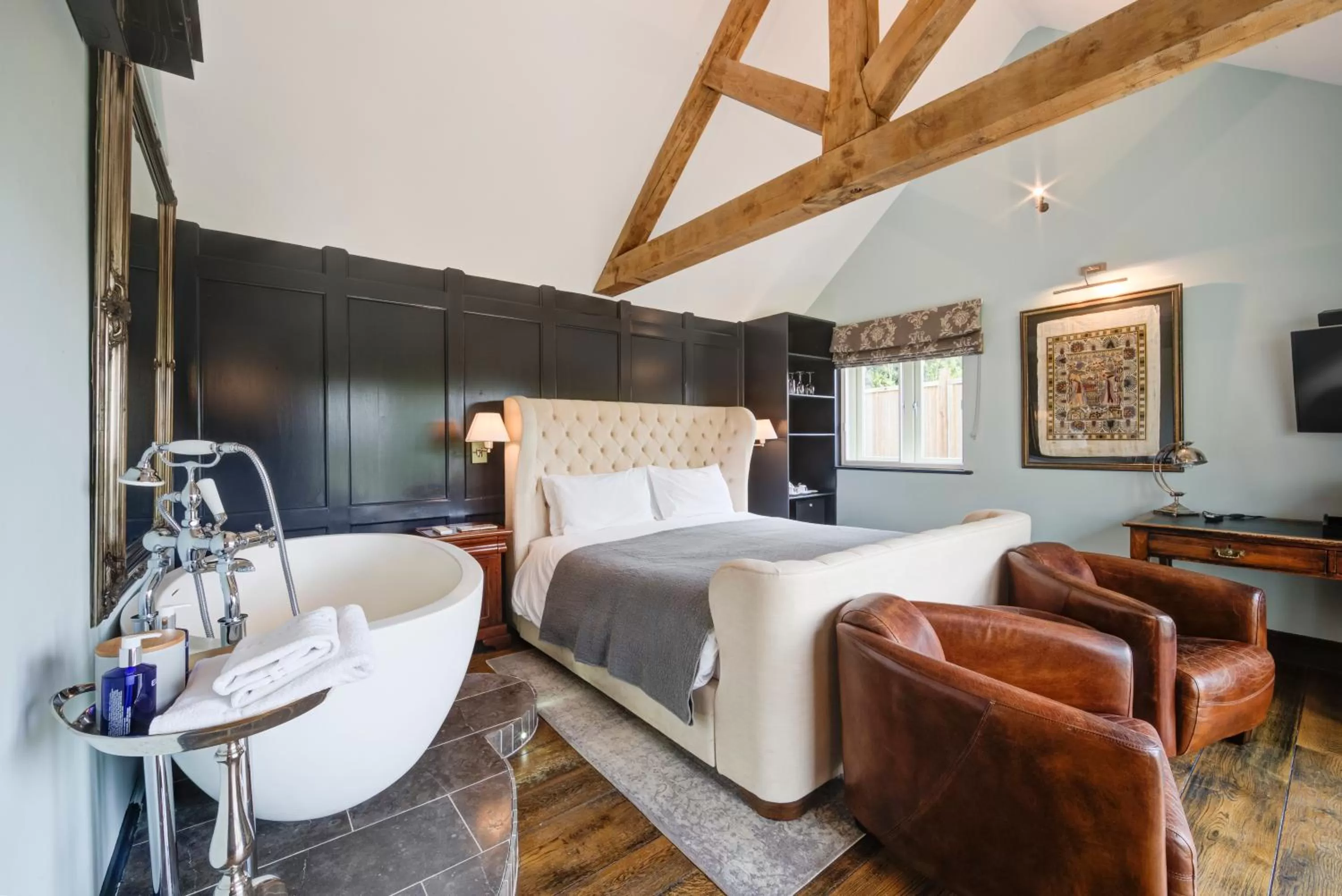 Superior King Room - single occupancy in Eagle Mill Luxury Rooms