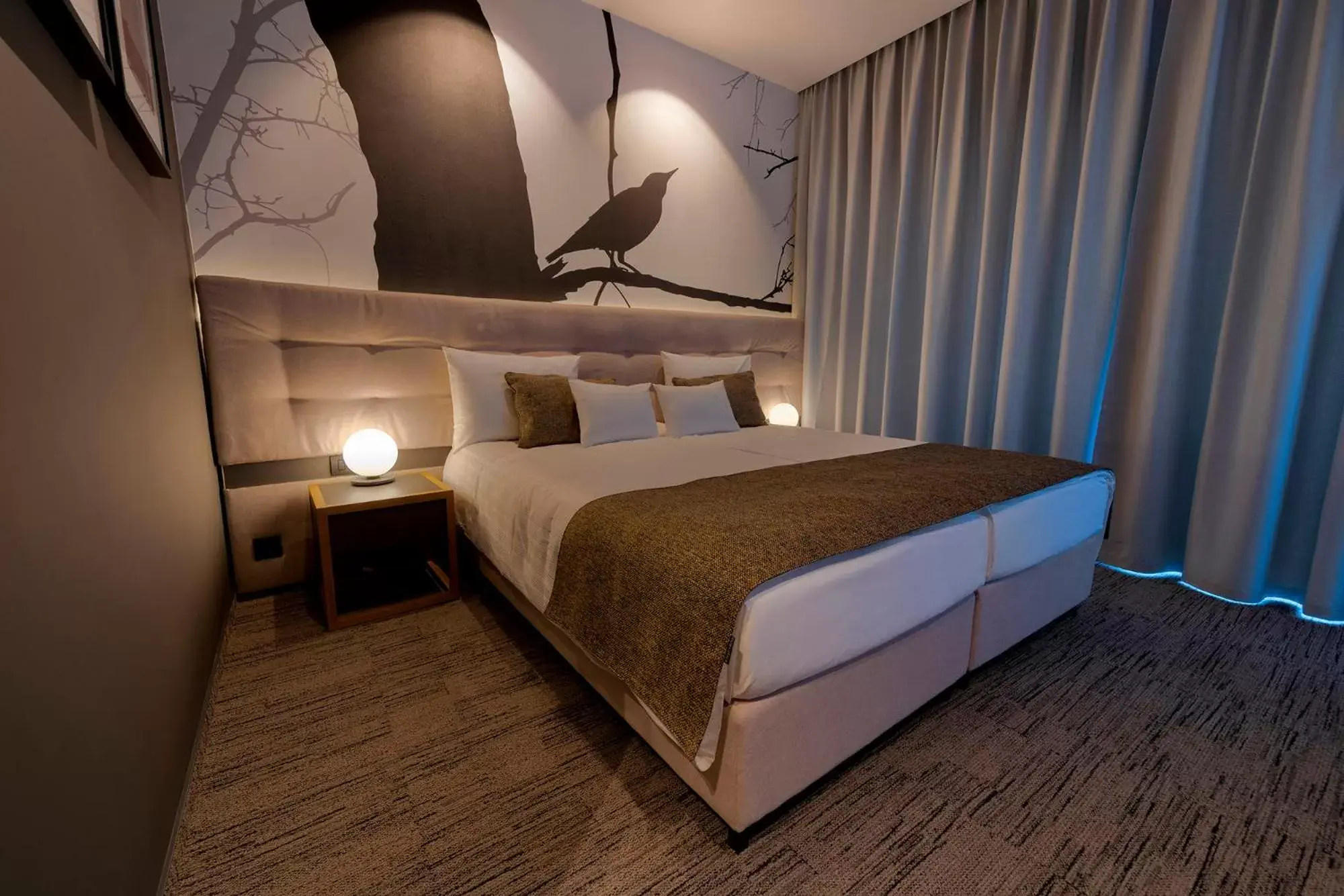 Superior Double Room - single occupancy in Donautica Hotel & Restaurant Superior Double Room - single occupancy in Donautica Hotel & Restaurant