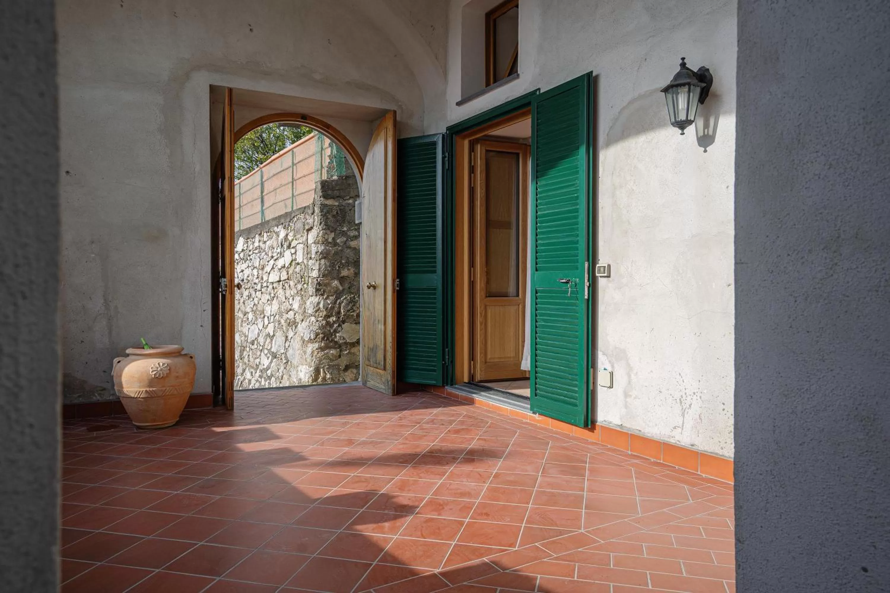 Facade/entrance in The View House