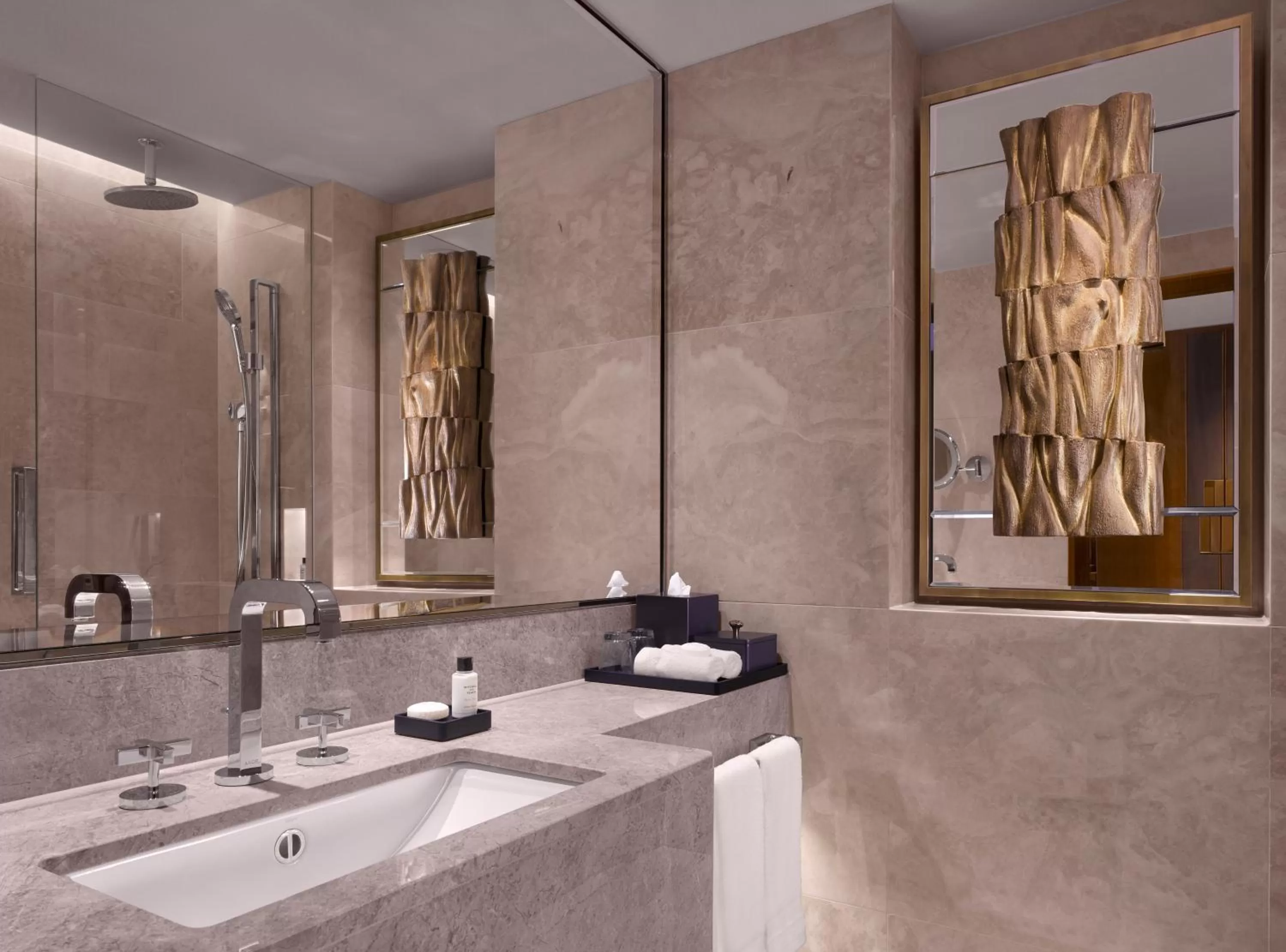 Bathroom in InterContinental London Park Lane by IHG