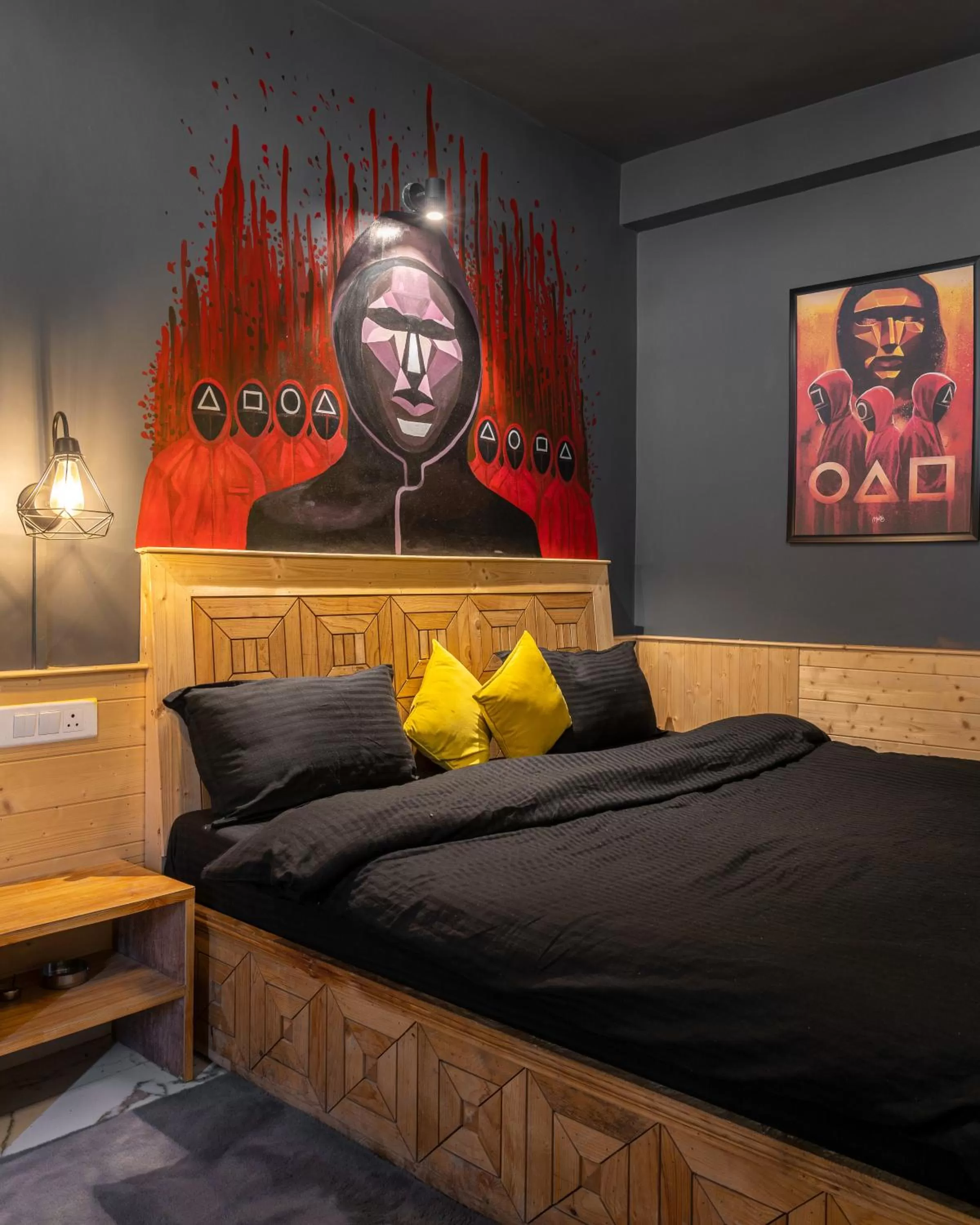 Bed in Whoopers Hostel Manali