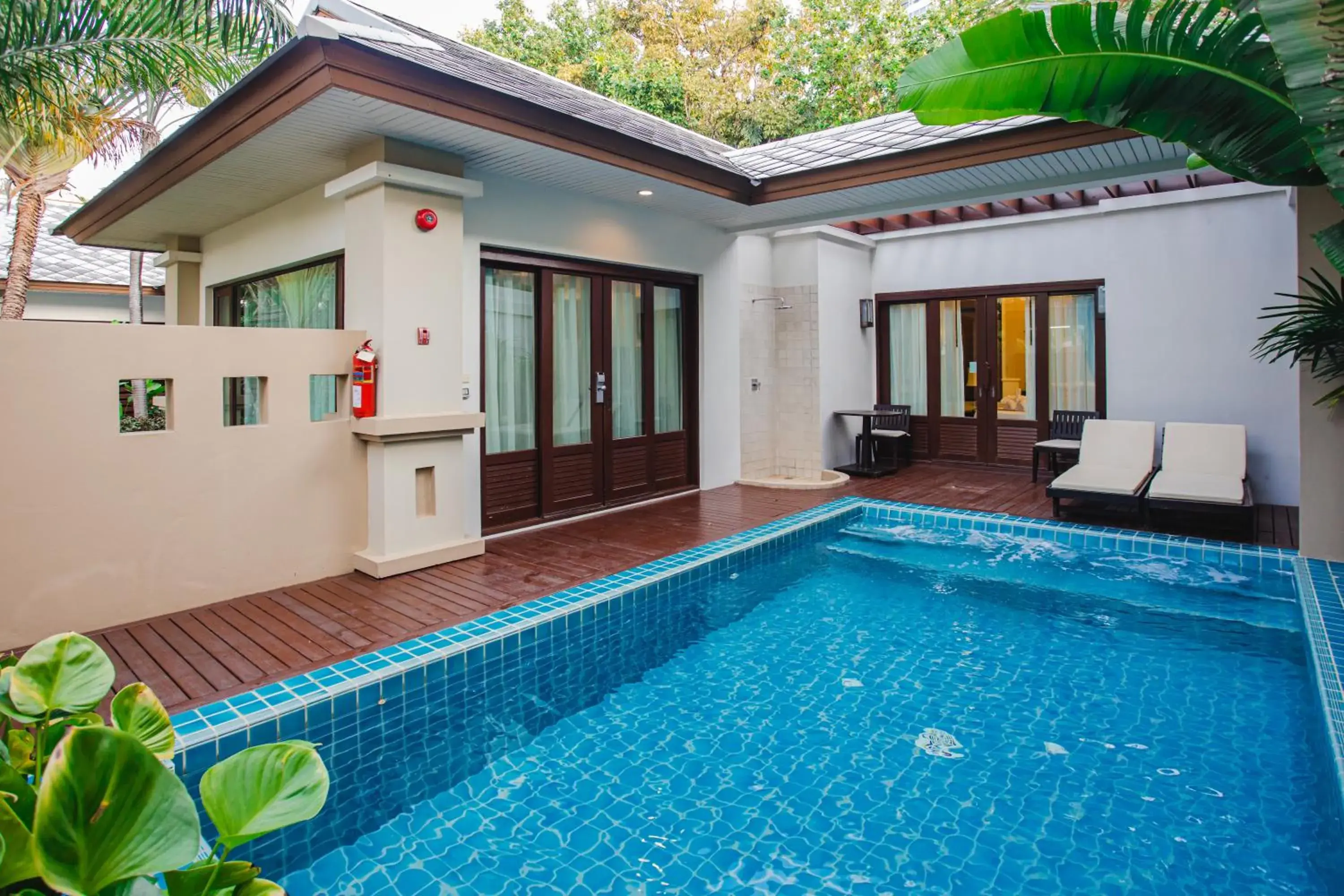 Special Offer - One-Bedroom Villa with Private Pool in Ravindra Beach Resort & Spa - SHA Extra Plus Special Offer - One-Bedroom Villa with Private Pool in Ravindra Beach Resort & Spa - SHA Extra Plus