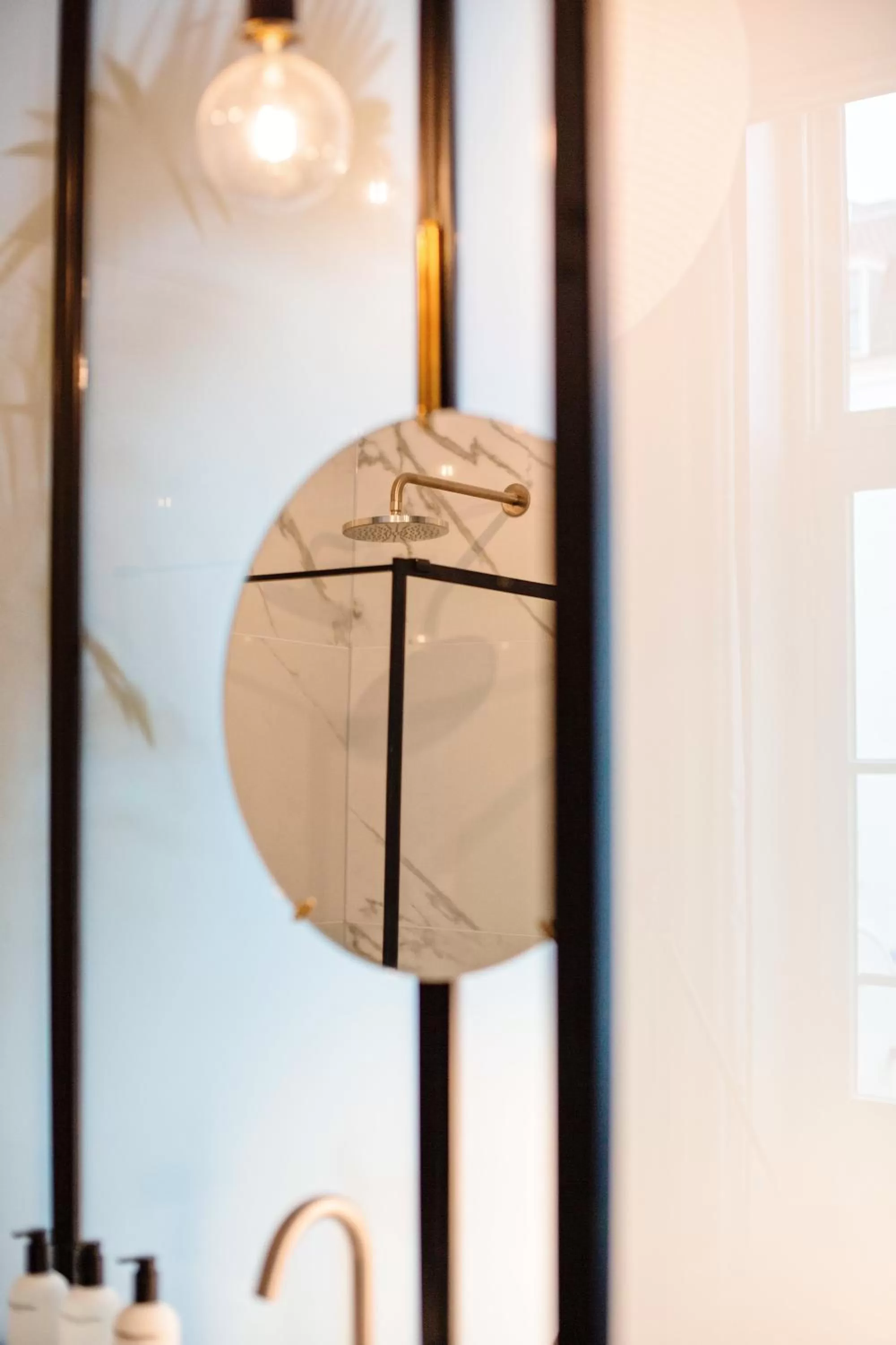 Bathroom in Daen’s Greenhouse