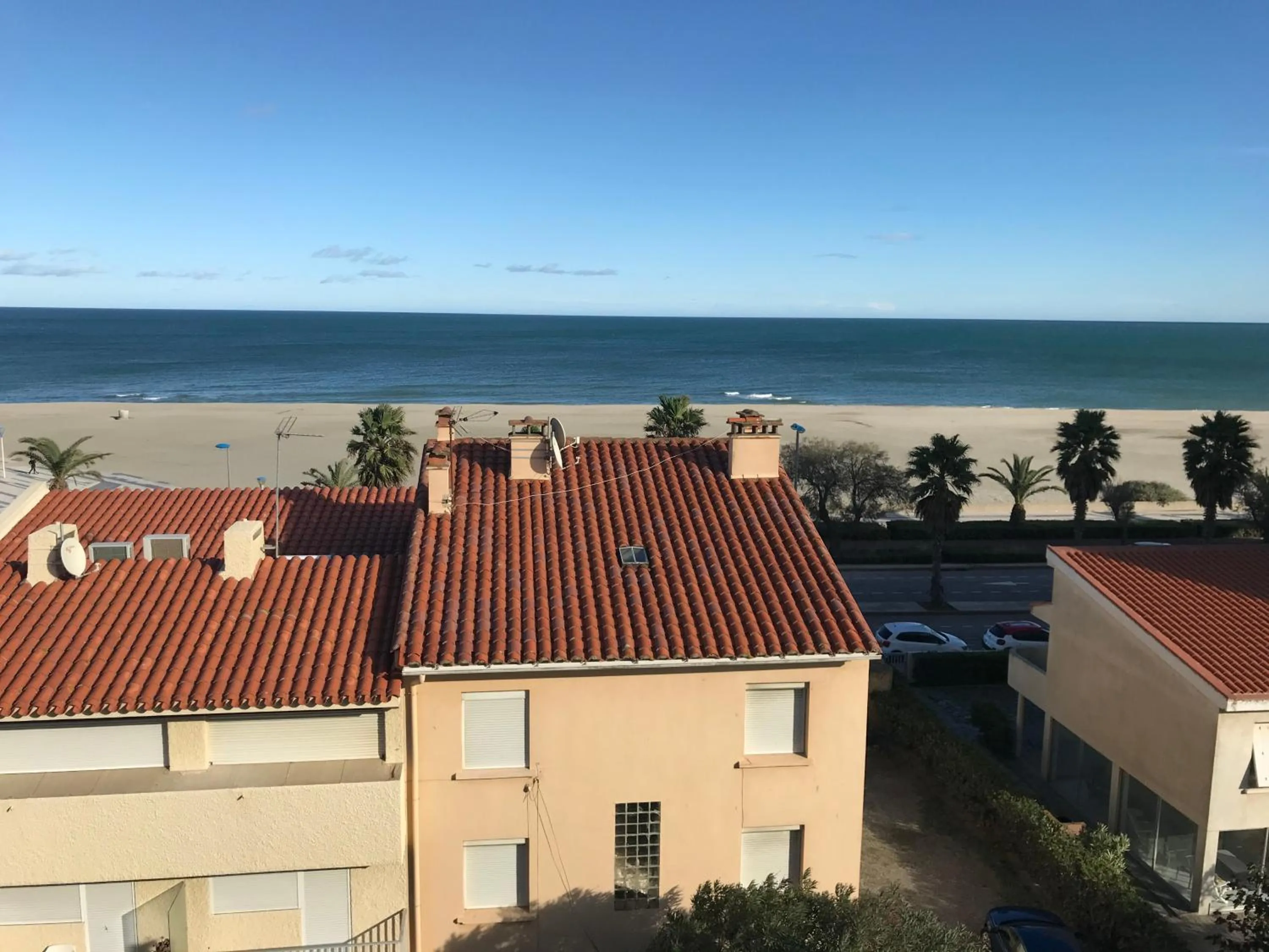 Sea view in Le Regina Hôtel et restaurant Canet-plage