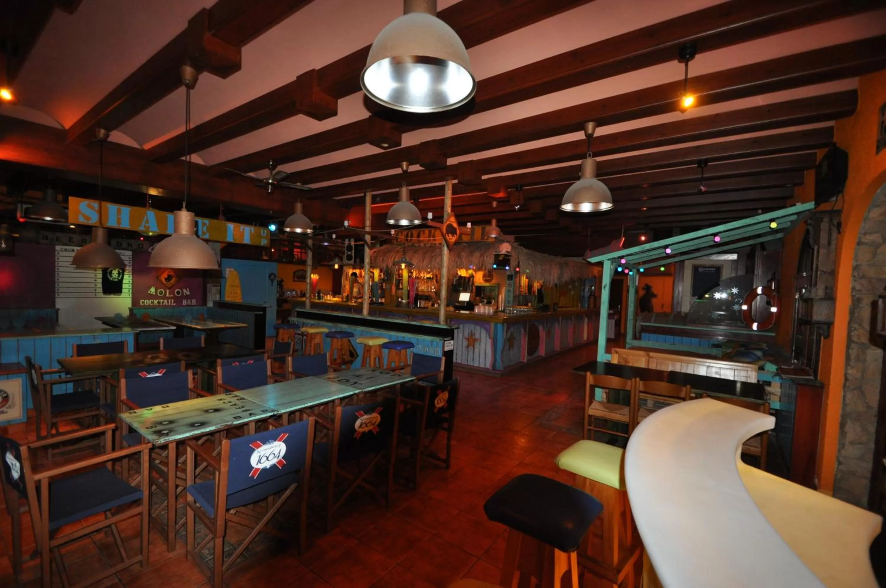 Lounge or bar in Aparthotel Safari