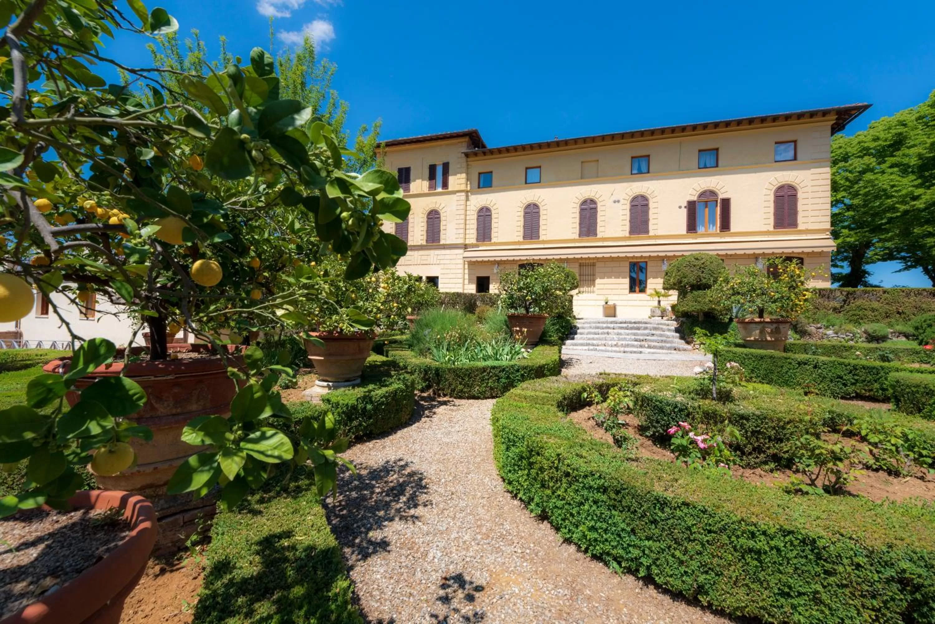 Property building in Villa Scacciapensieri Boutique Hotel