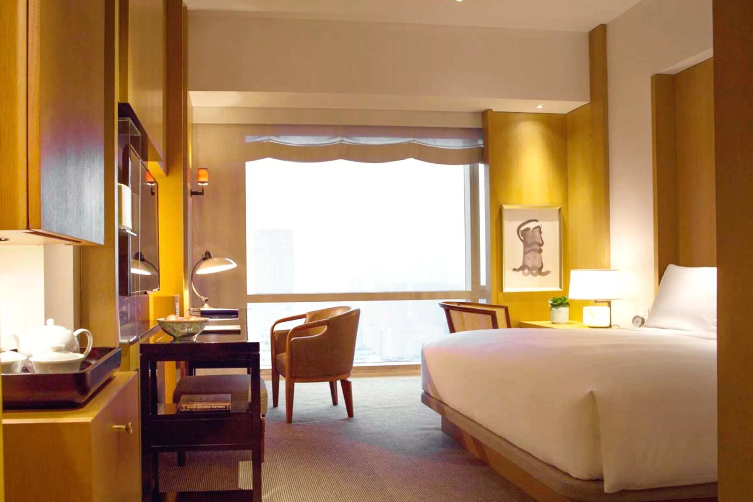Photo of the whole room, Bed in Grand Hyatt Chengdu