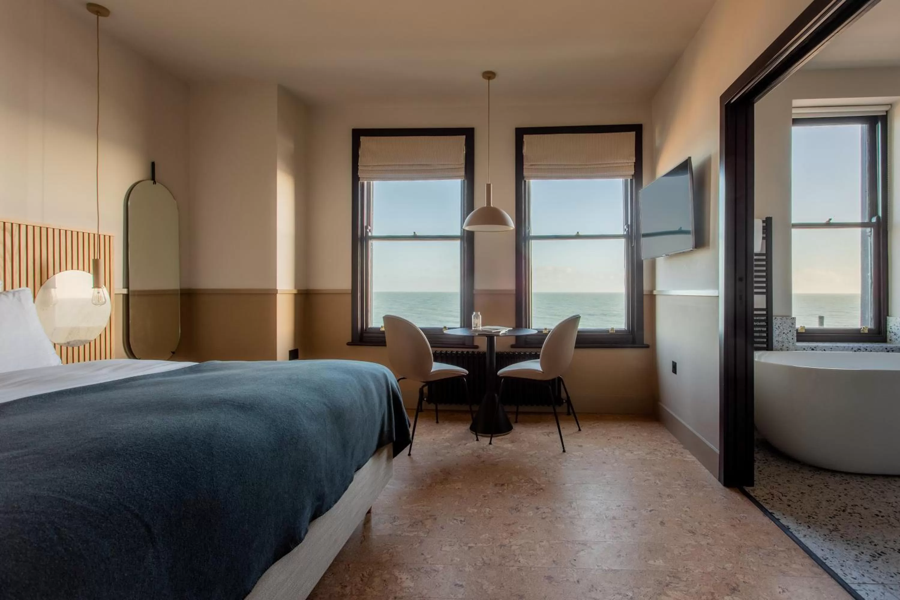 Bedroom, Bed in Port Hotel