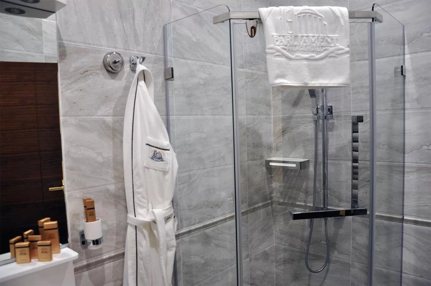 Parliament Palace Hotel