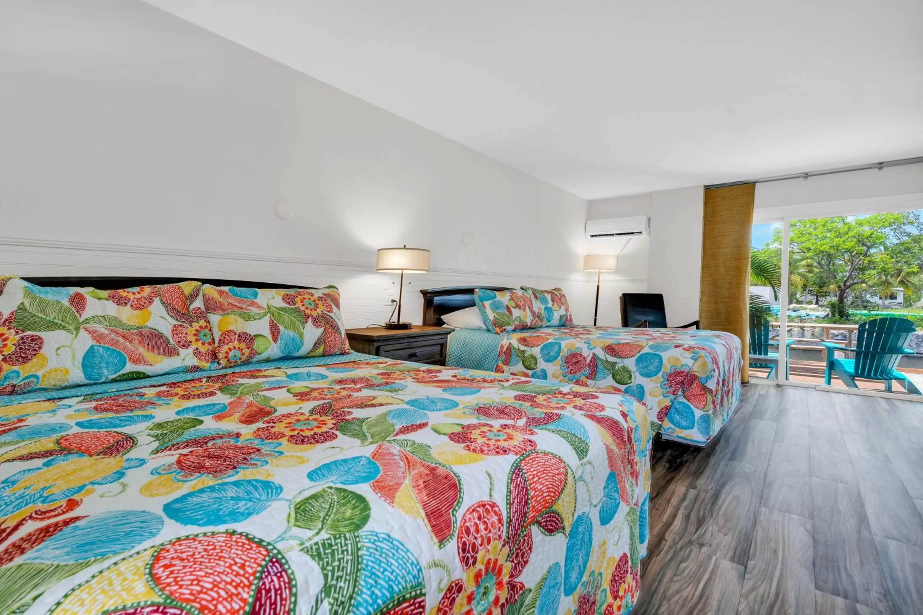 Photo of the whole room, Bed in Coconut Cay Resort