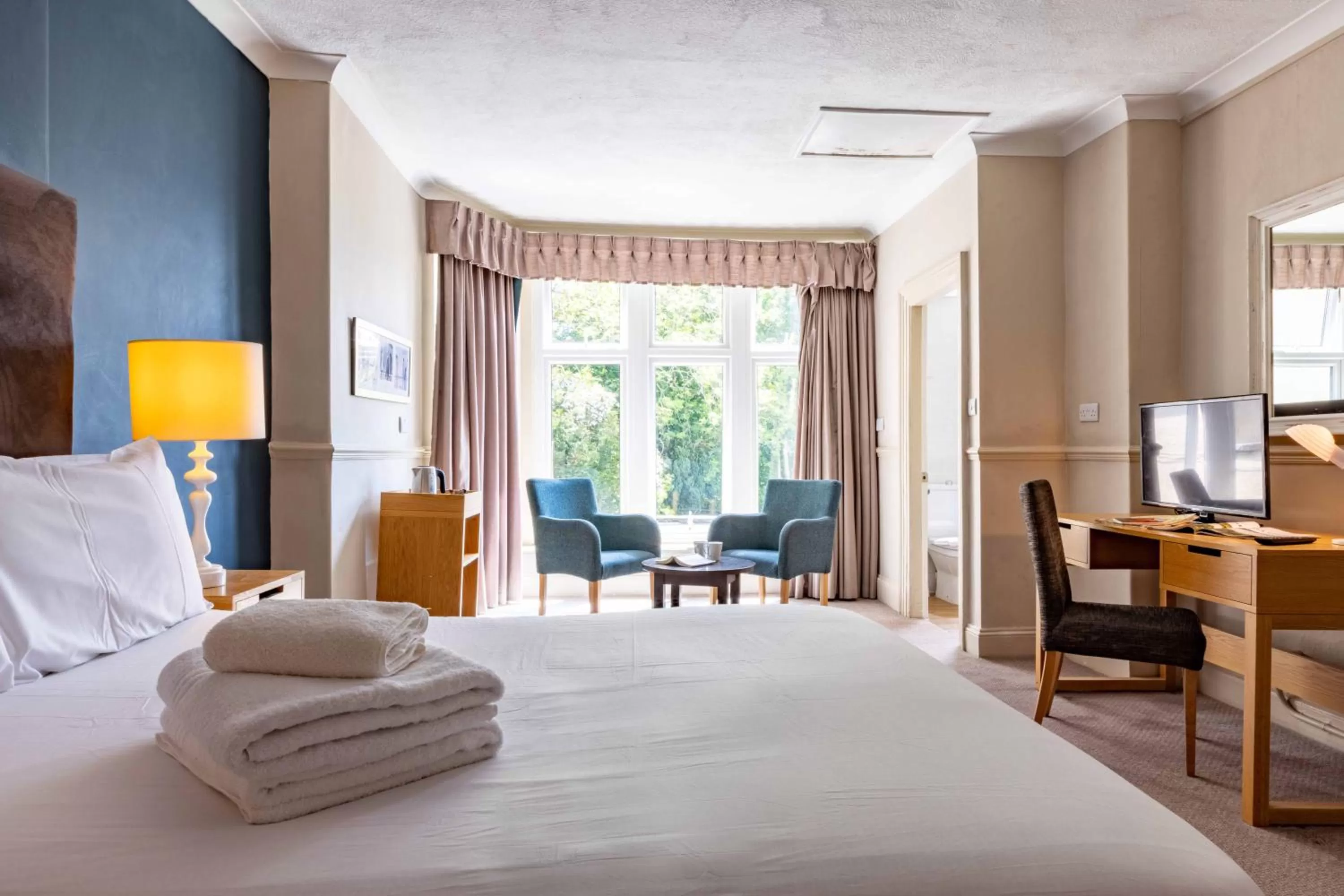 Photo of the whole room, Bed in The Derwentwater Hotel