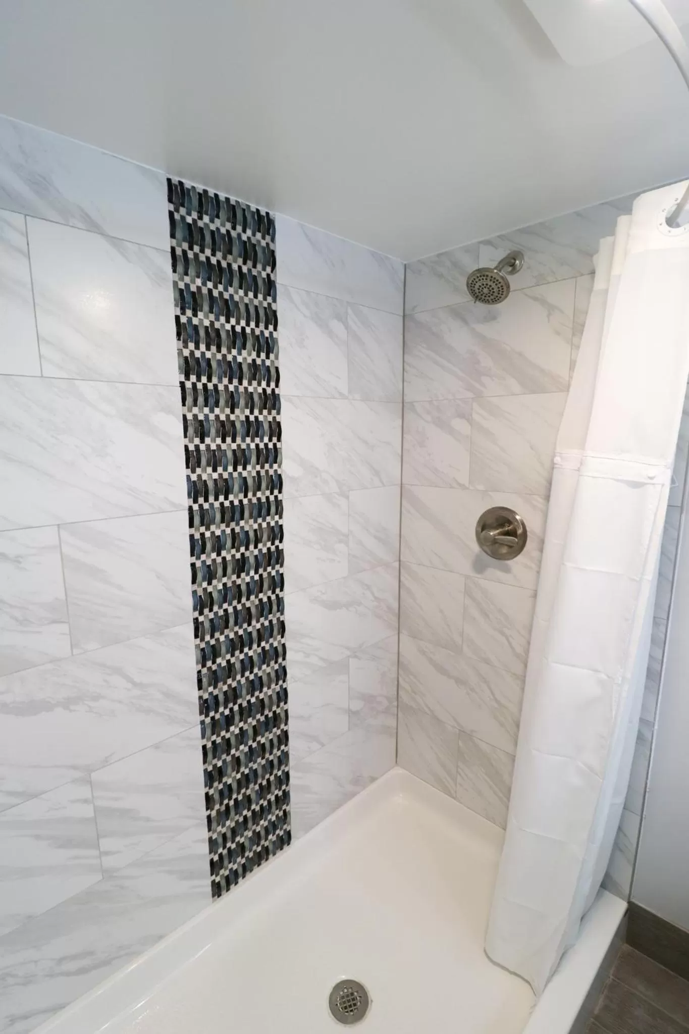 Bathroom in Envi Boutique Hotel Henderson-Evansville South