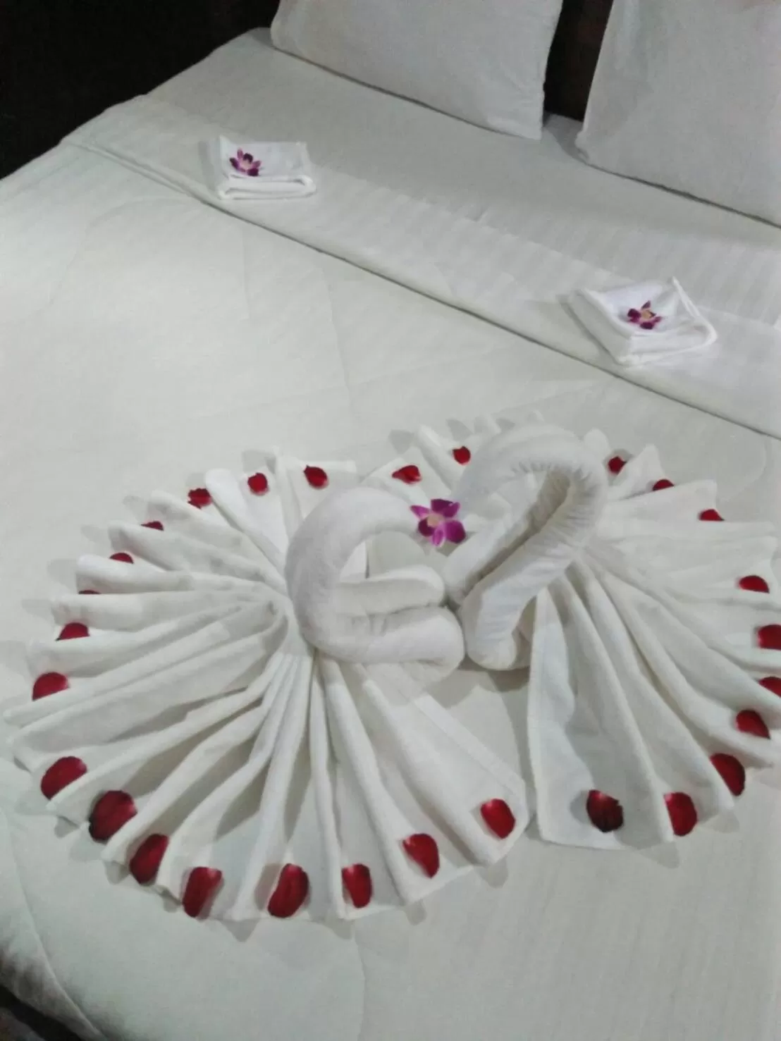 Bed in Chanpraya Resort