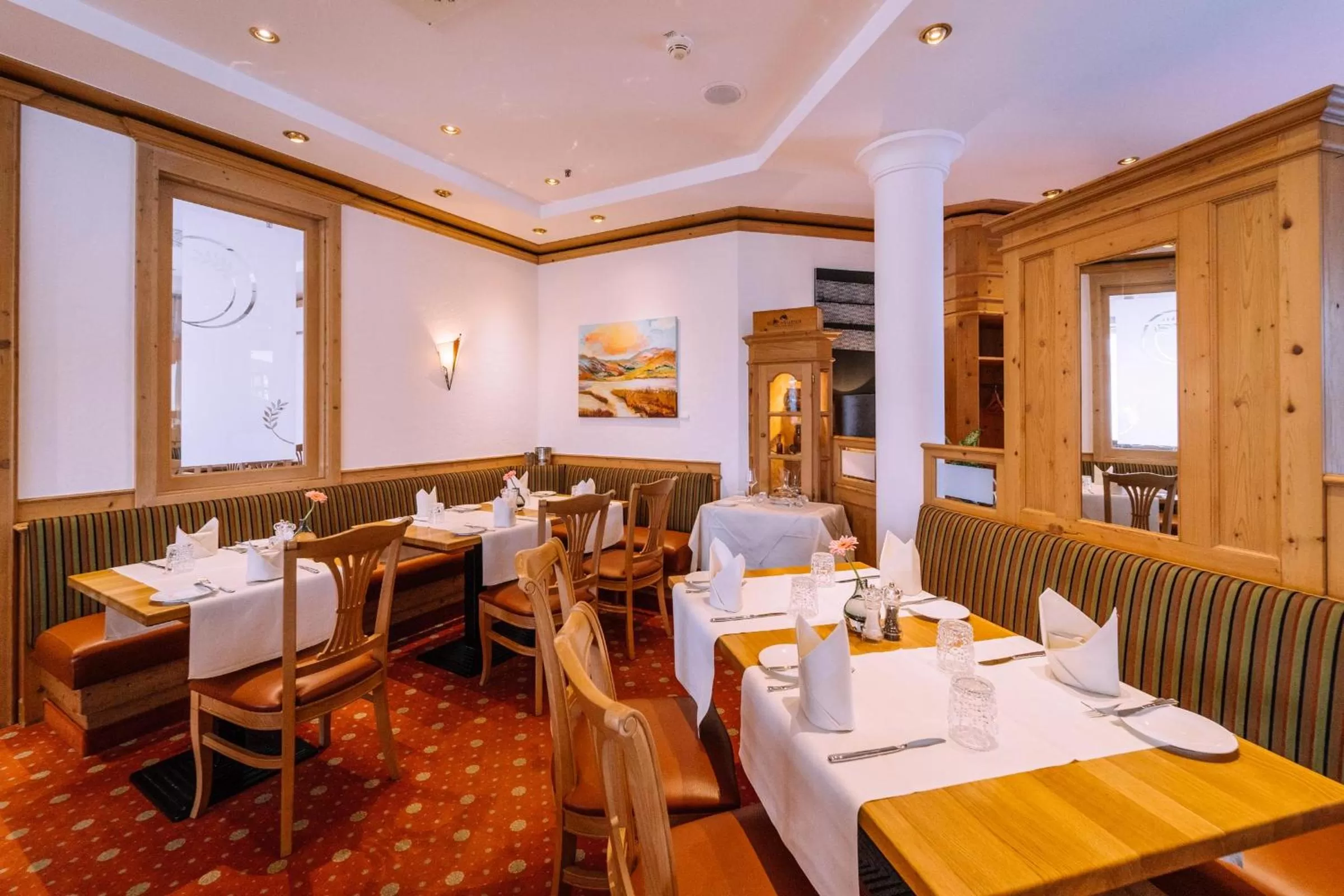 Restaurant/places to eat in Atomis Hotel Munich Airport by Mercure