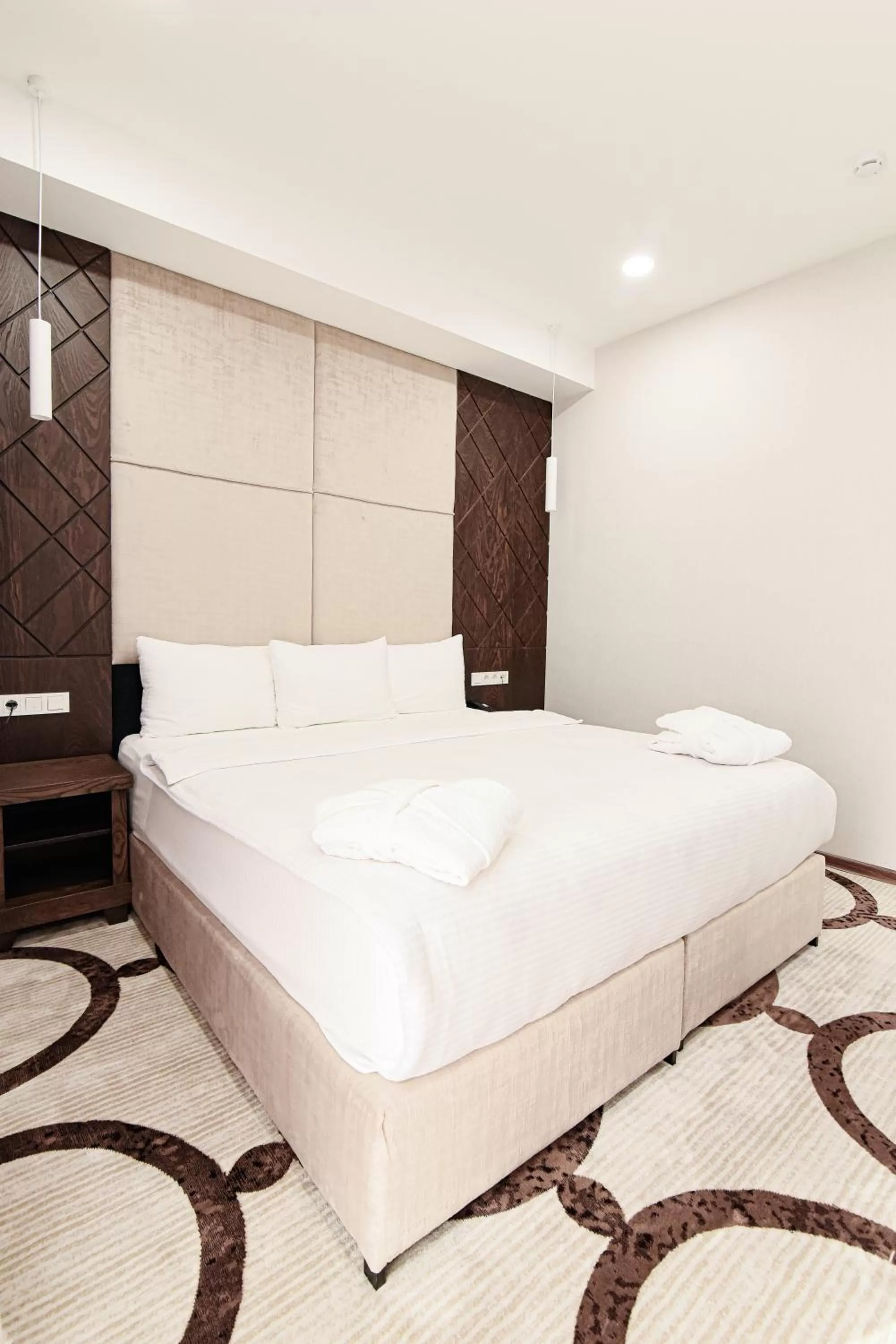 Bed in East Palace Hotel