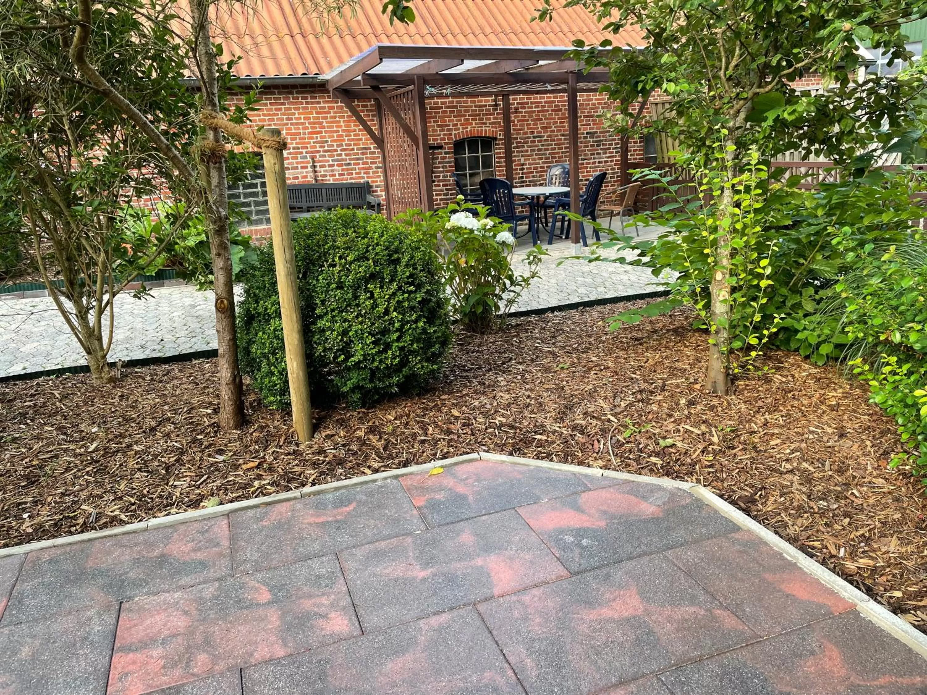 Patio in Pension Deichgraf