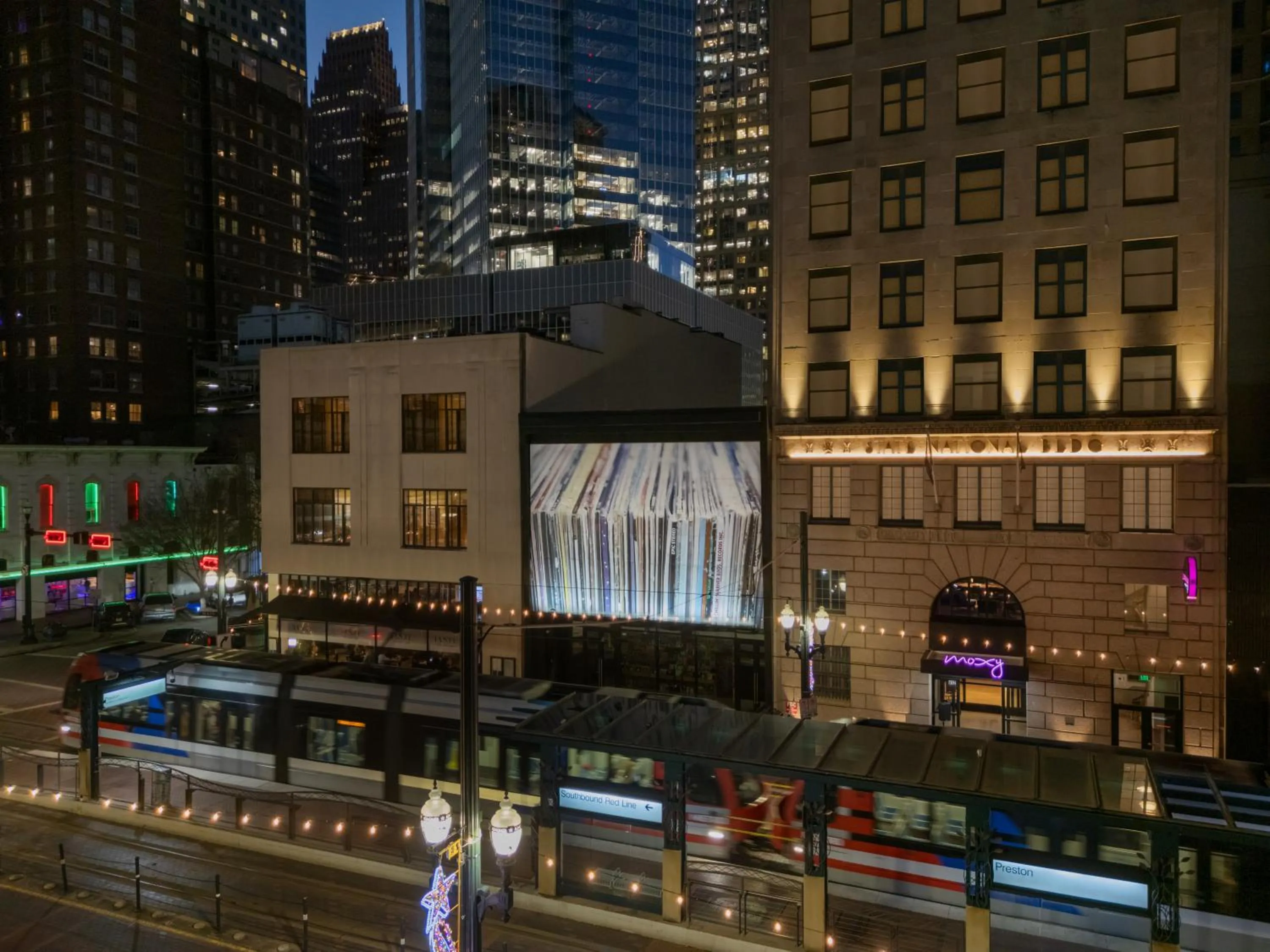 Property building in Moxy Houston Downtown