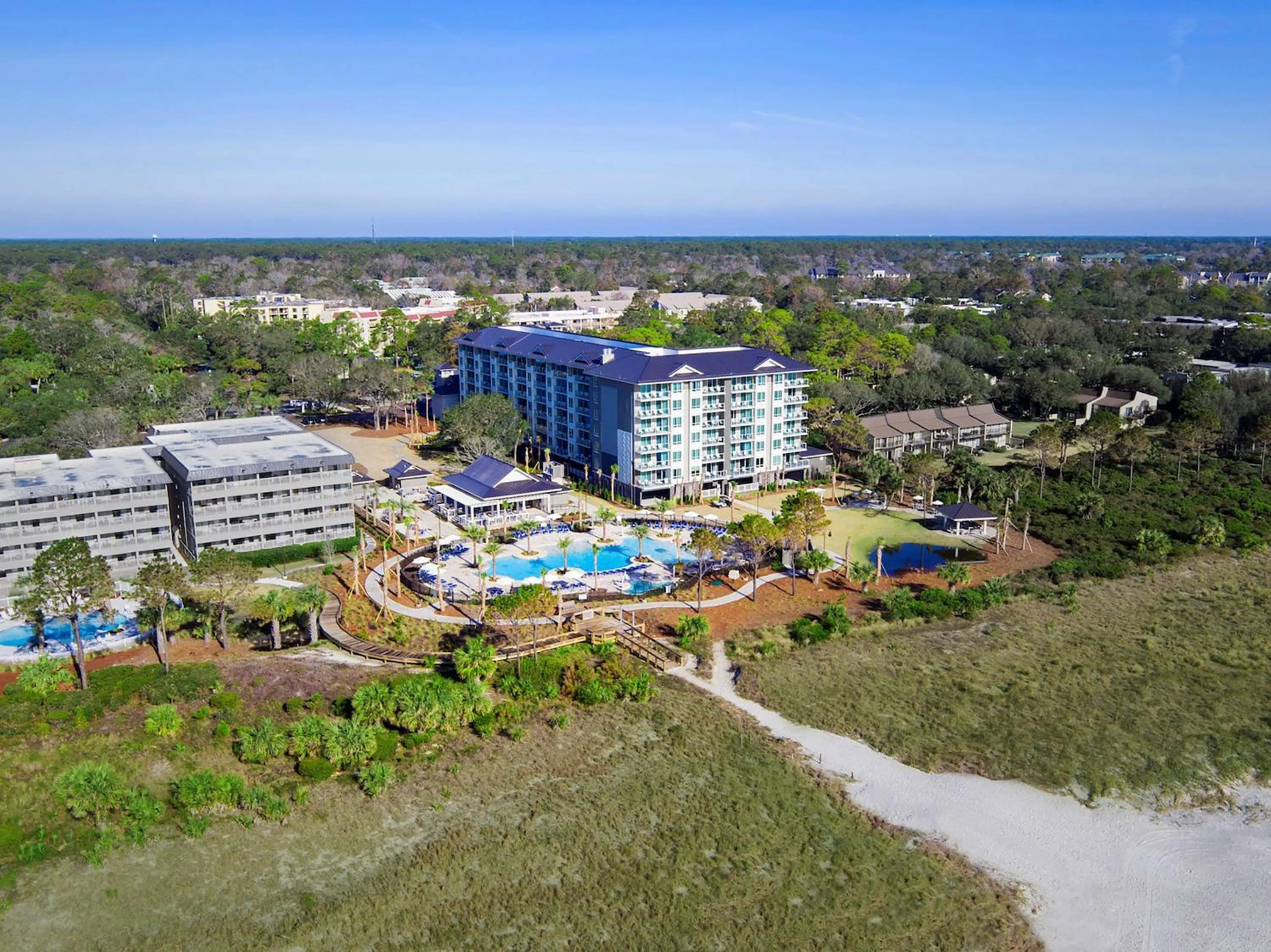 Property building in Hilton Grand Vacations Club Ocean Oak Resort Hilton Head