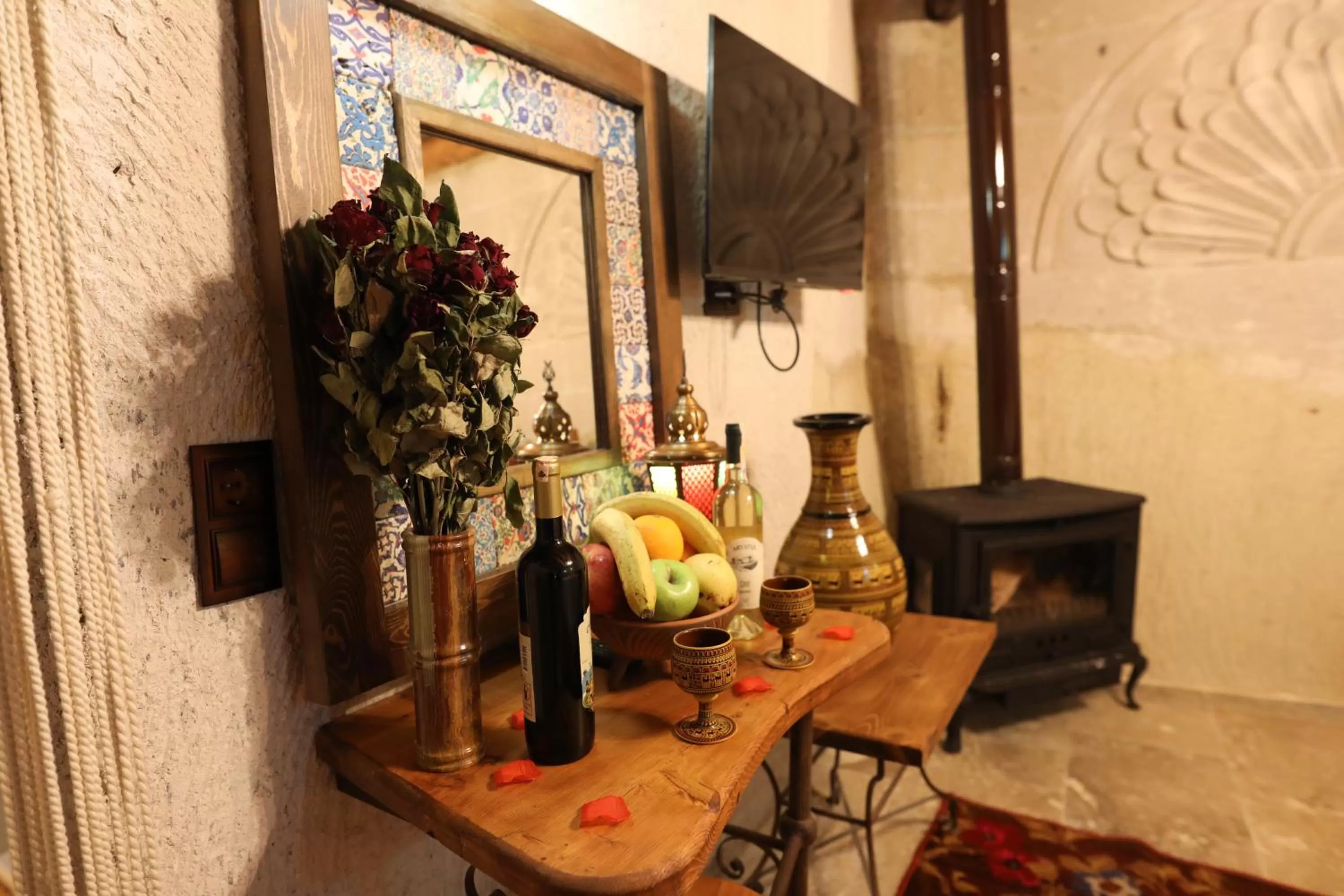 flat iron in Atax Cave Hotel