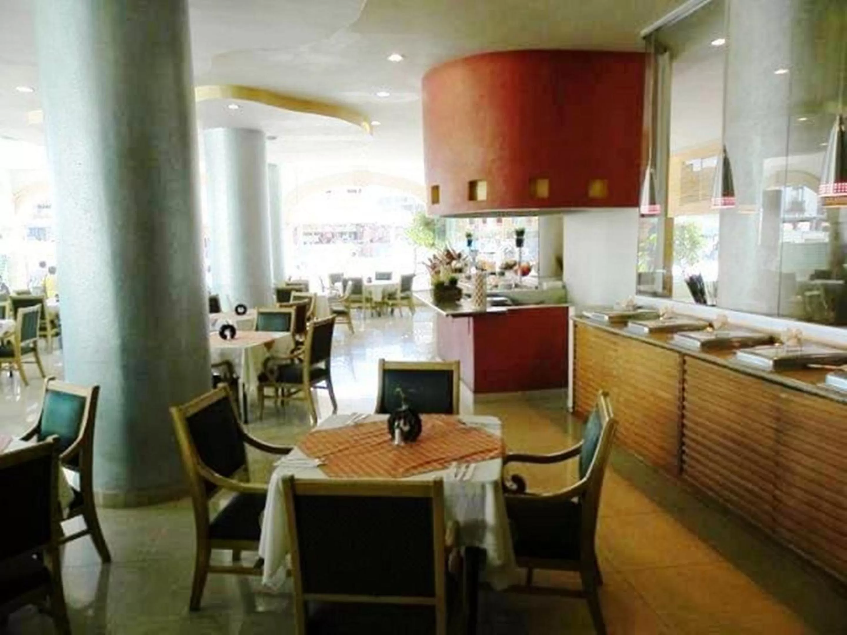 Food and drinks in Hotel San Francisco Irapuato Business Class