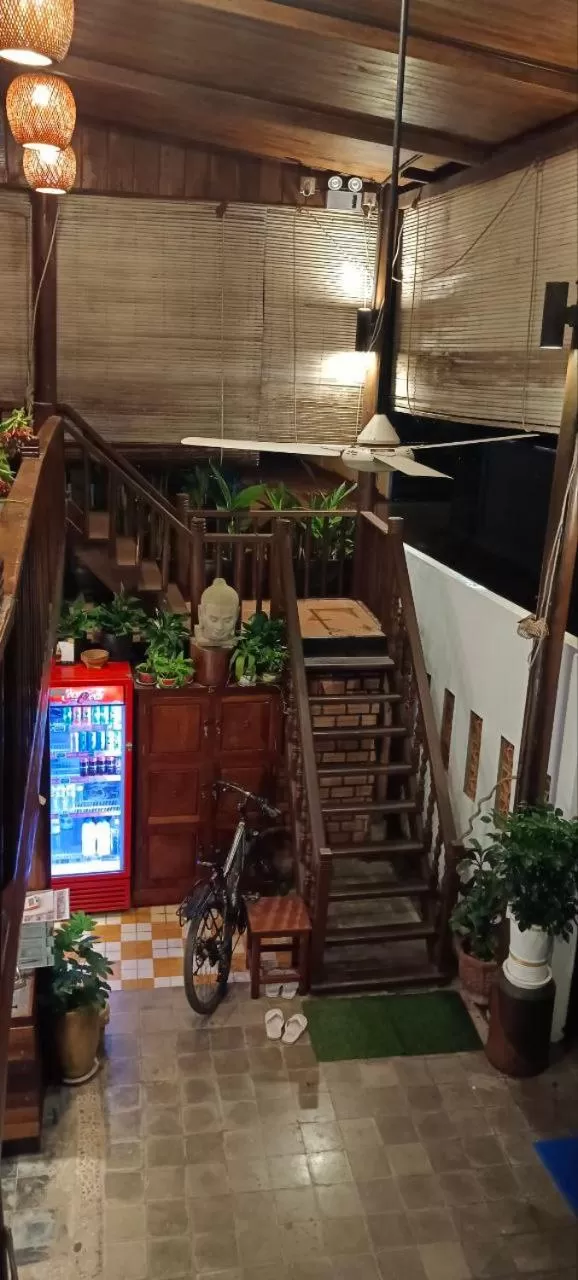 Night in Maison Model d'Angkor