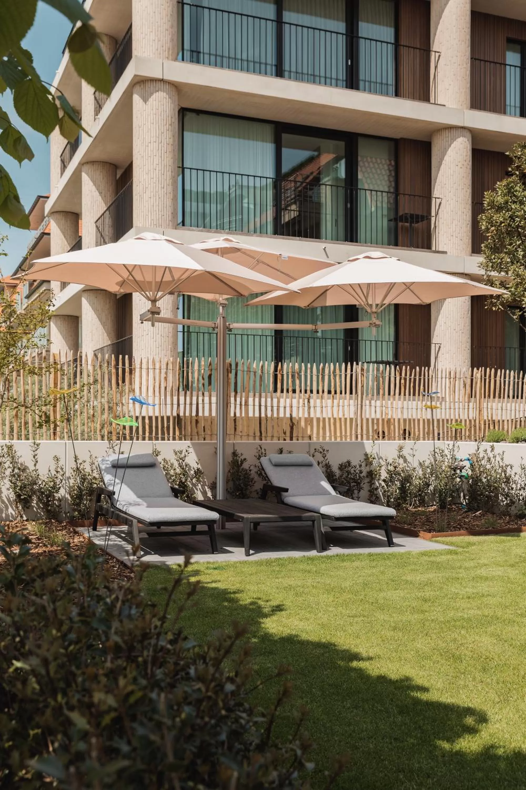 Garden, Property Building in Boutique Hotel 'Hof ter Duinen'
