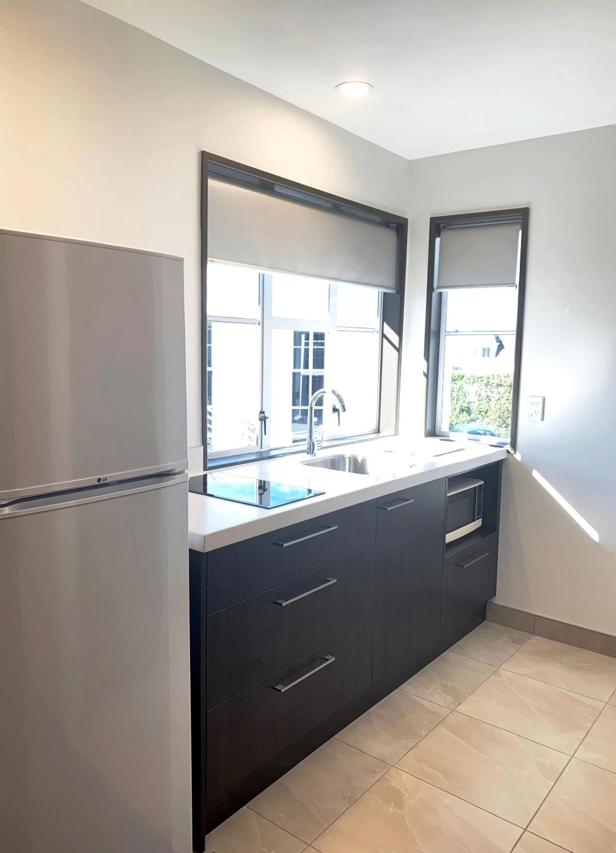 Kitchen or kitchenette in Pavilions Hotel