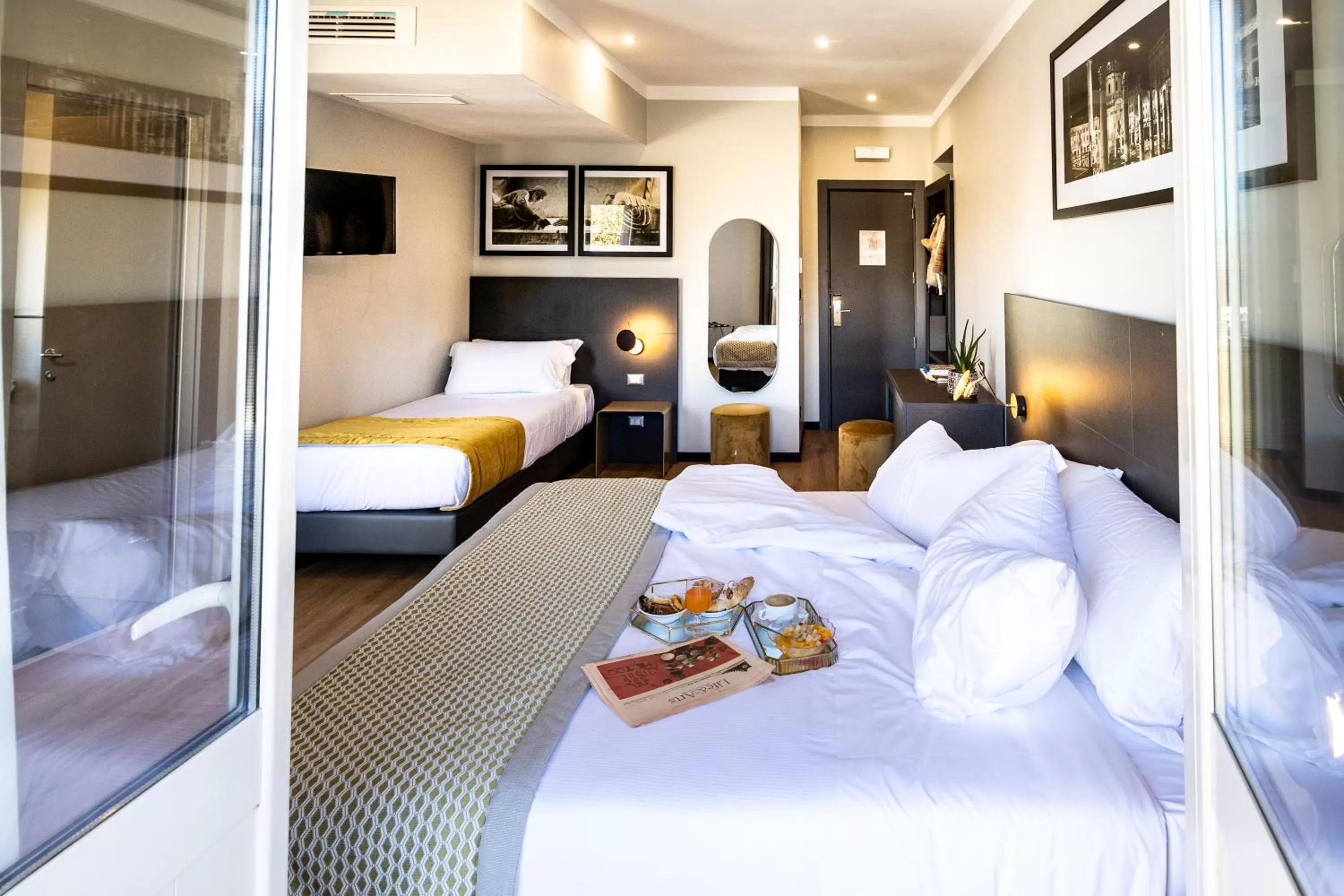 Bedroom, Bed in The Cross Hotel