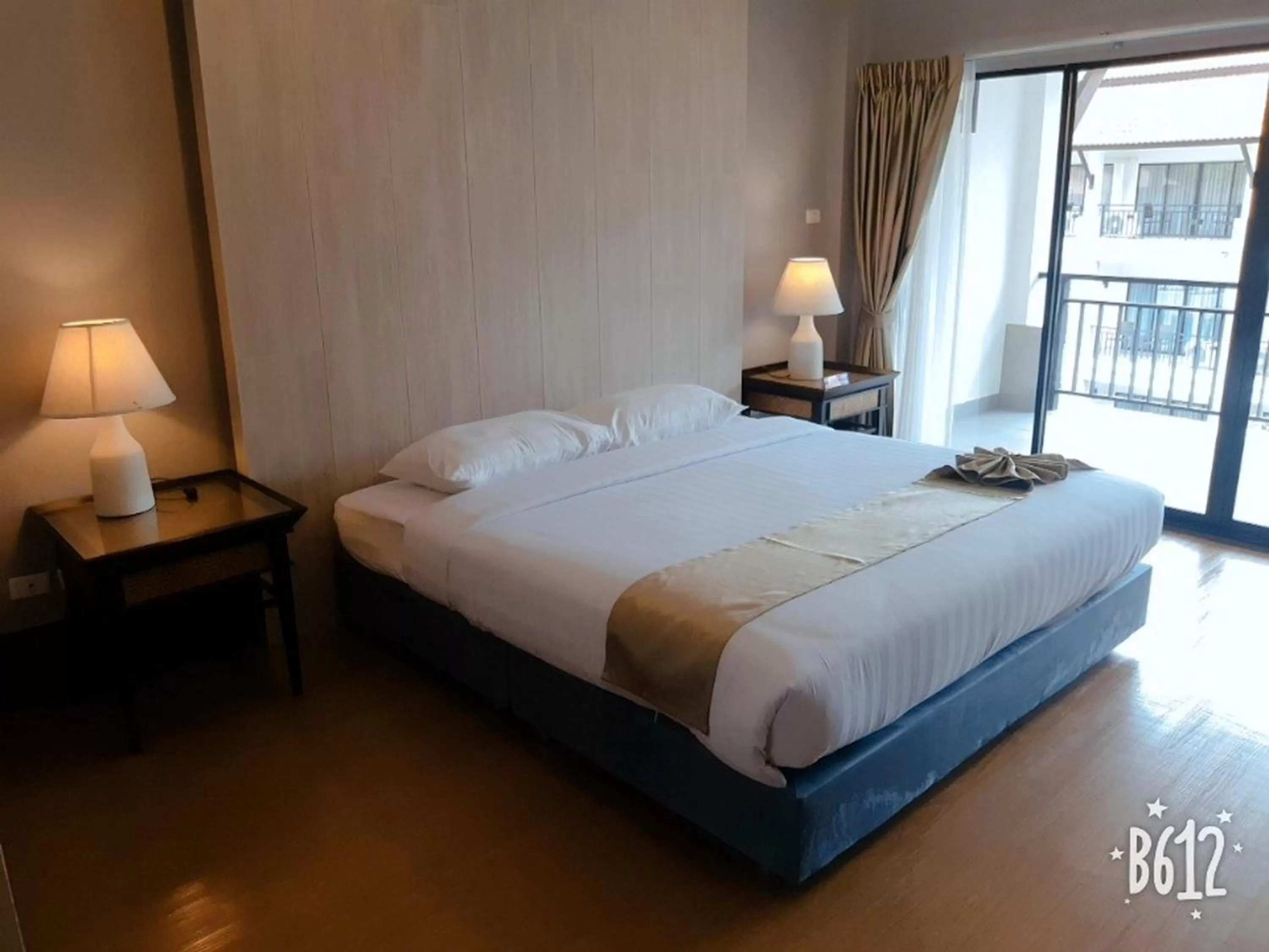 Bedroom, Bed in Green Lake Resort - SHA Extra Plus Certified