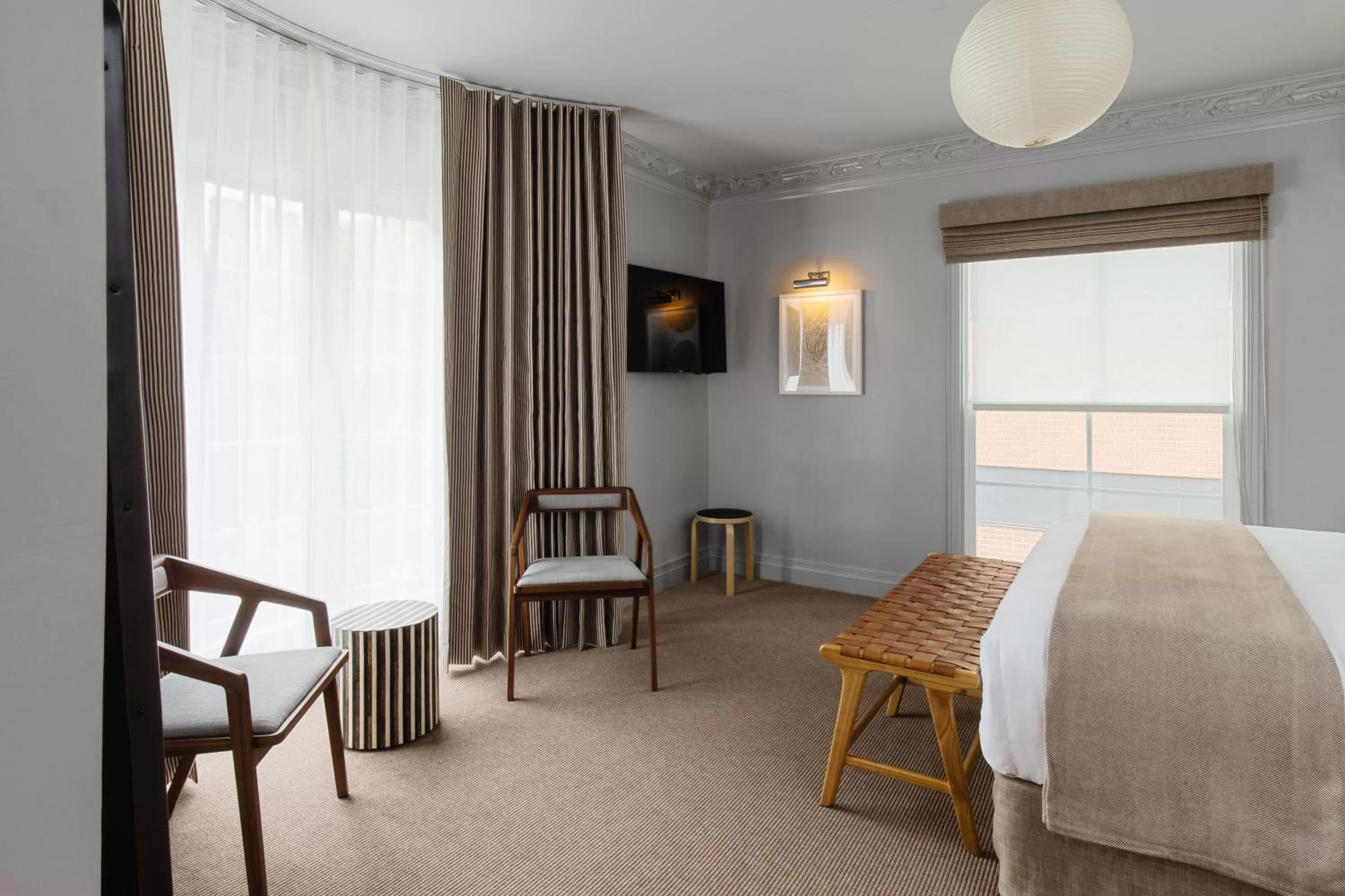 Bed in Palihotel Westwood Village - West Beverly Hills