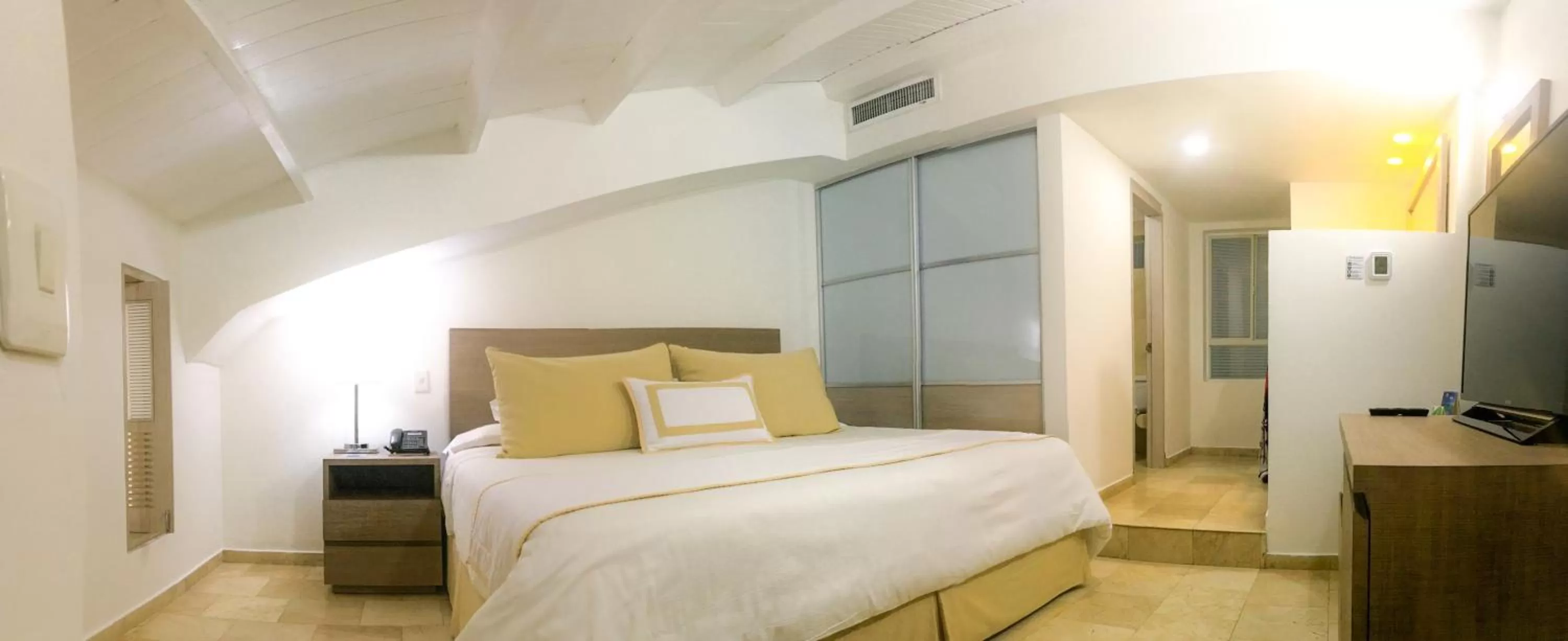 Bedroom, Bed in Hotel Casablanca