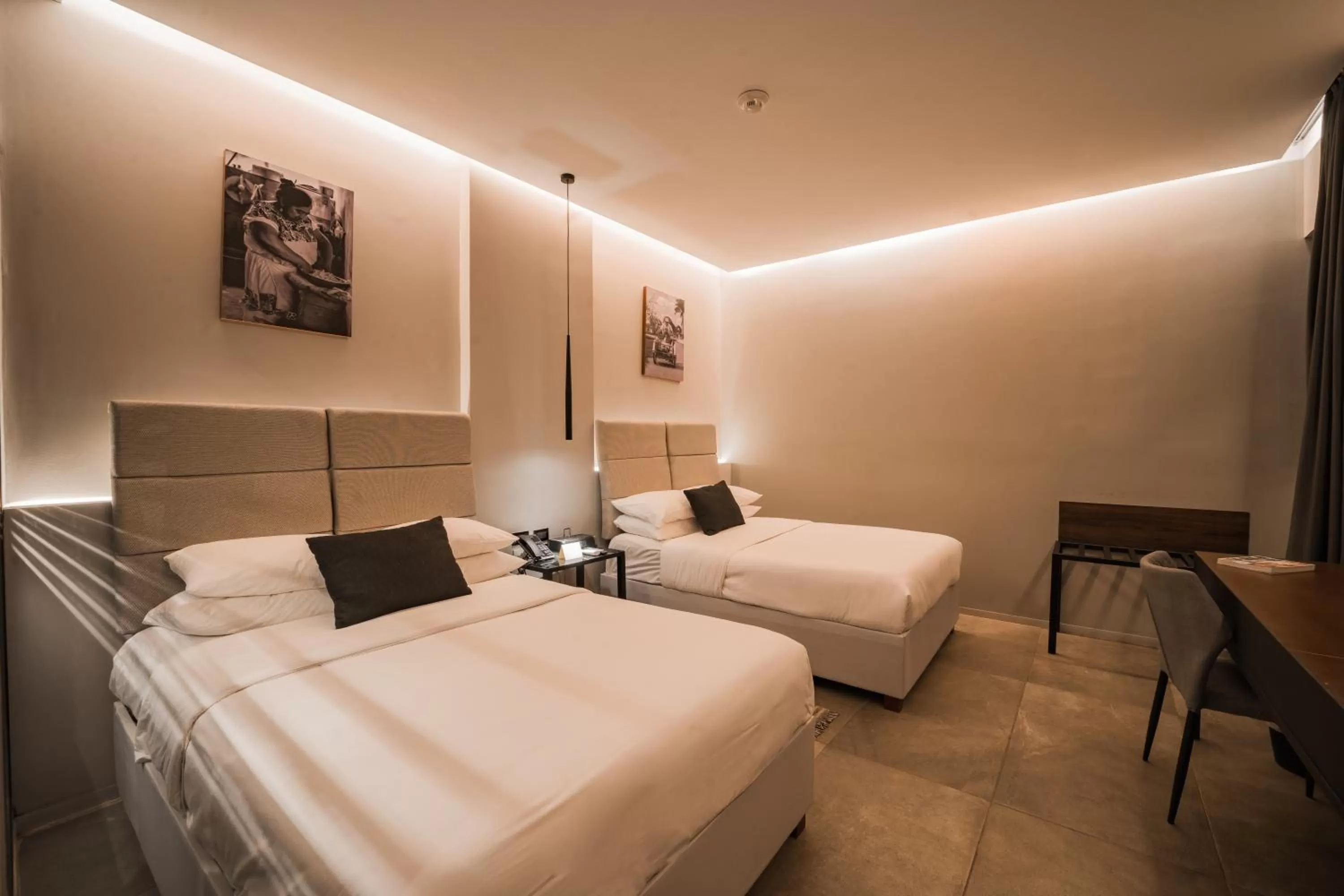 Bed in Ontico Urban Design Hotel