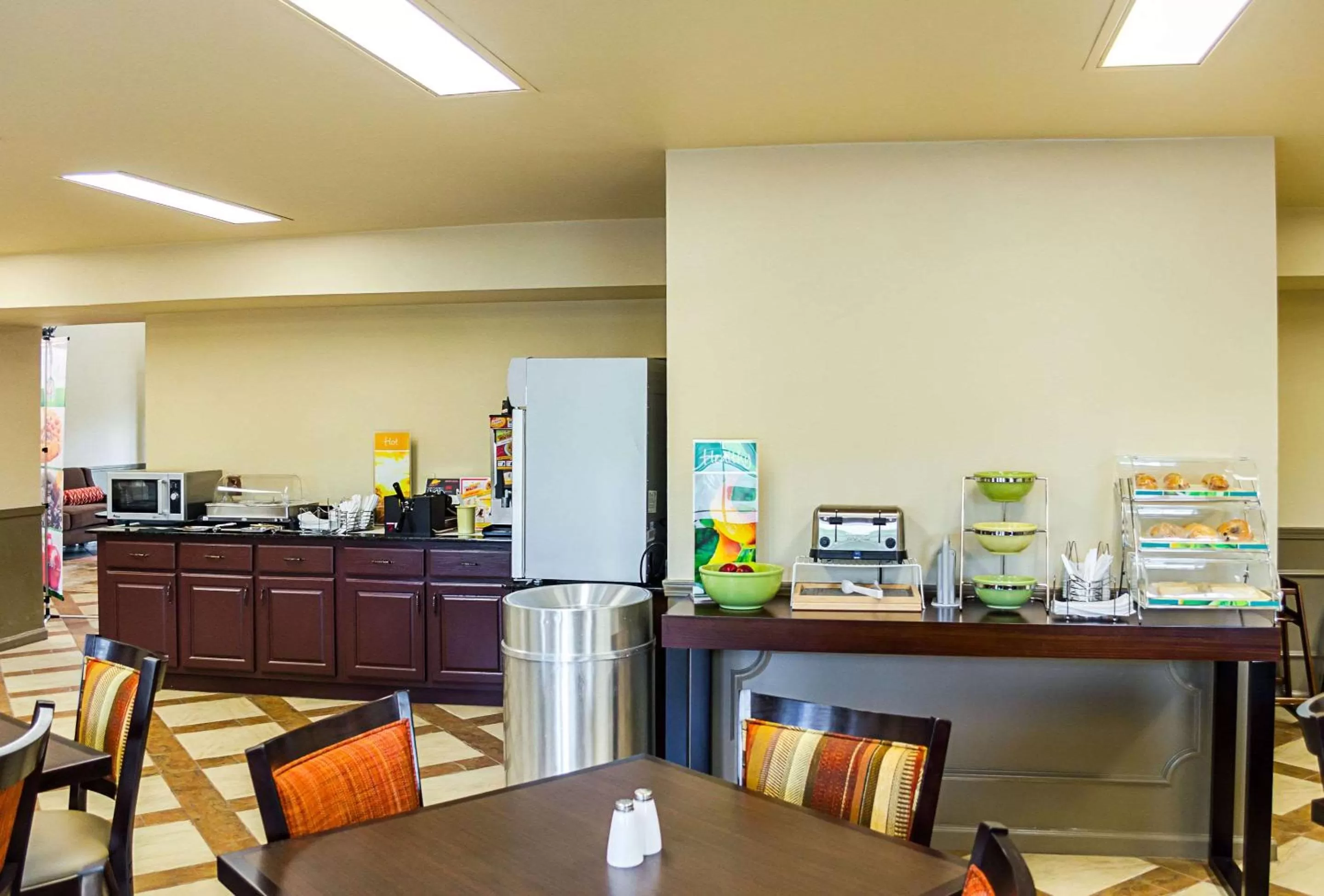 Restaurant/places to eat in Quality Inn Vicksburg