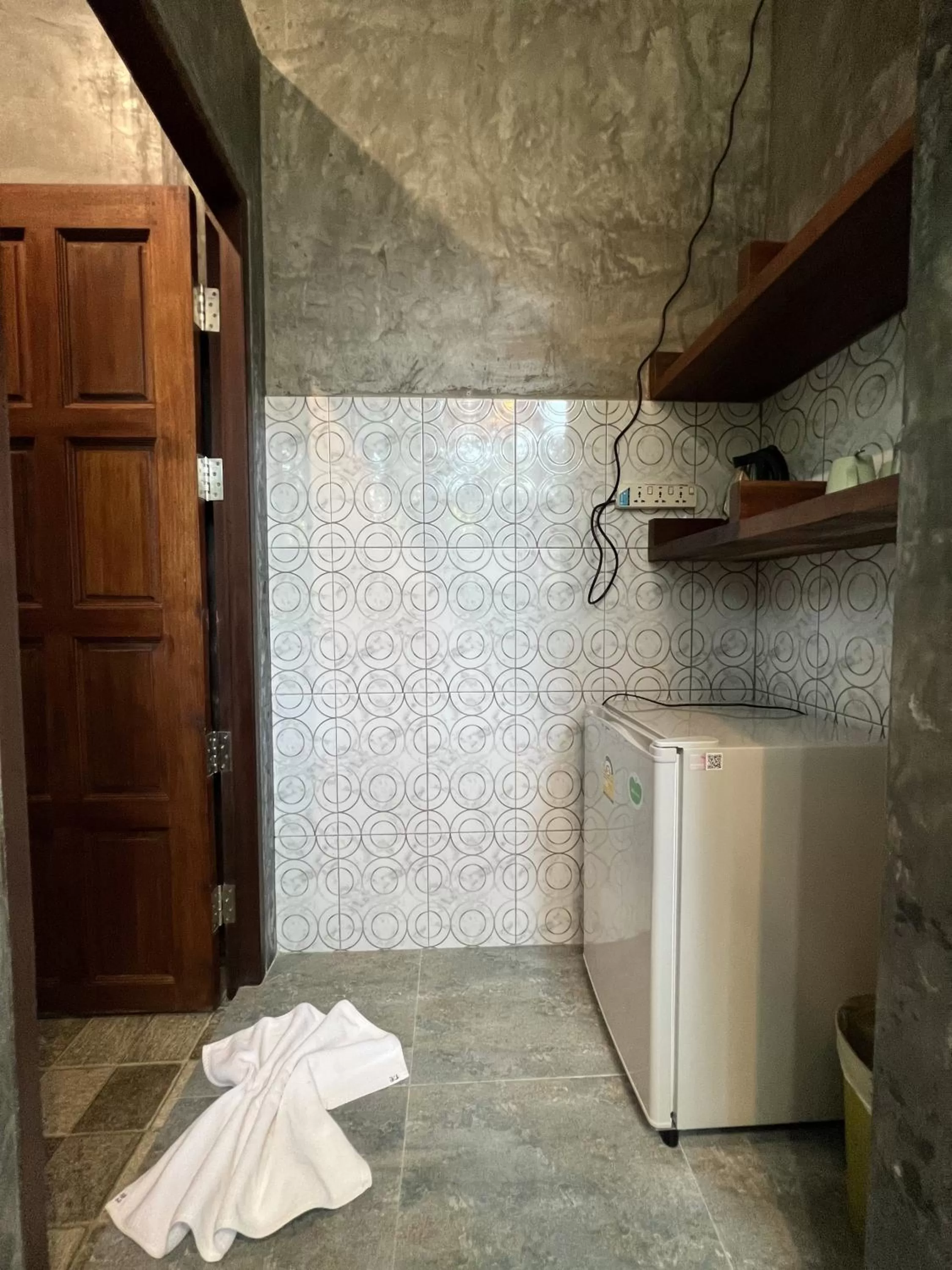 Communal kitchen, Kitchen/Kitchenette in Aonang Third Place Hometel