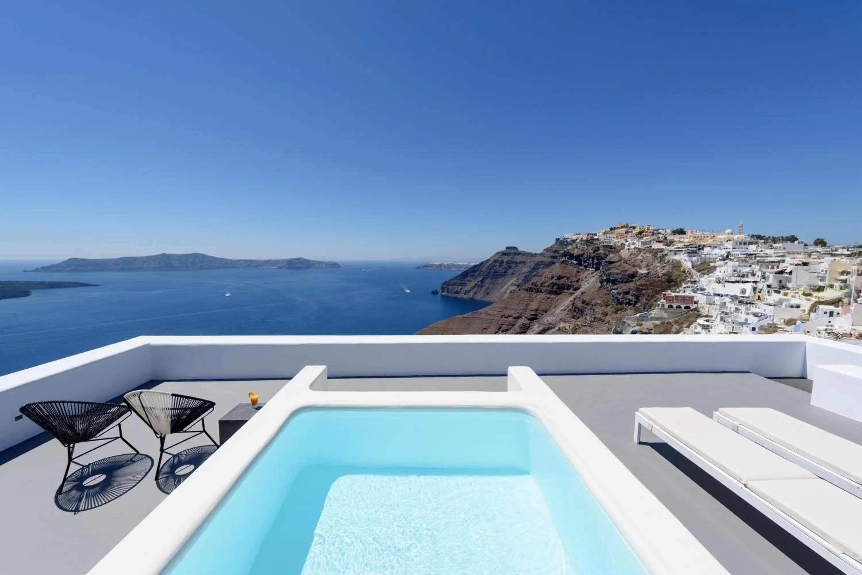 Day in Aria Suites & Villas